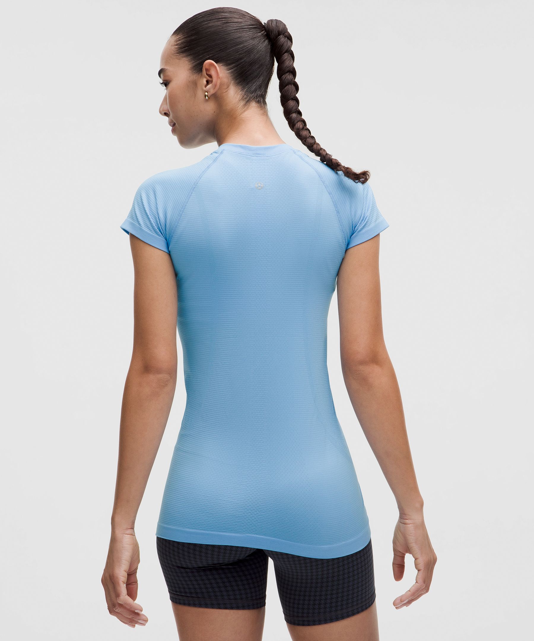 Swiftly Tech Short-Sleeve Shirt 2.0 *Hip Length | Women's Short Sleeve Shirts & Tee's