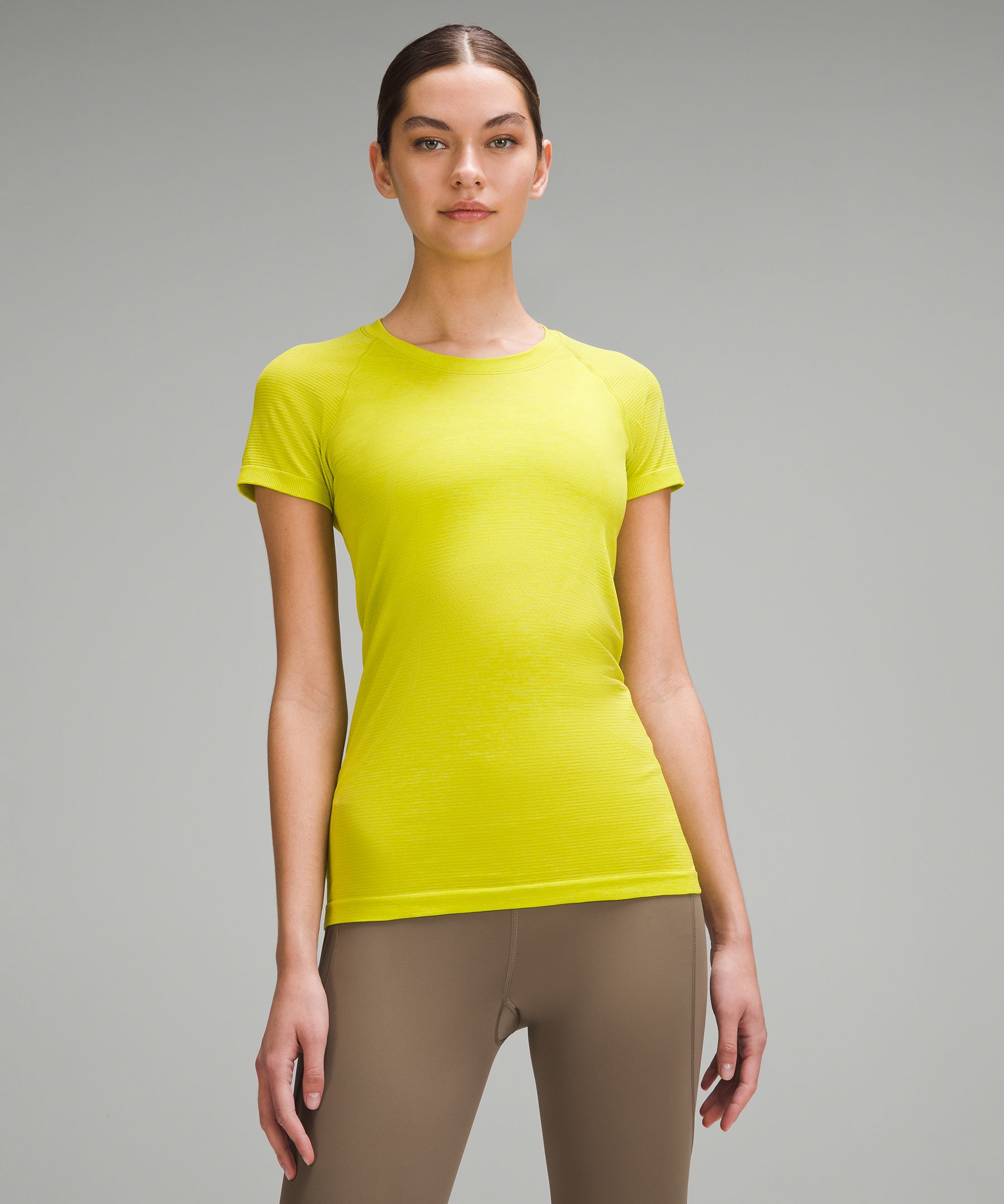 LULULEMON Swiftly Tech Short Sleeve (Black/White/Deep Coal/Titanium, 12) at   Women's Clothing store