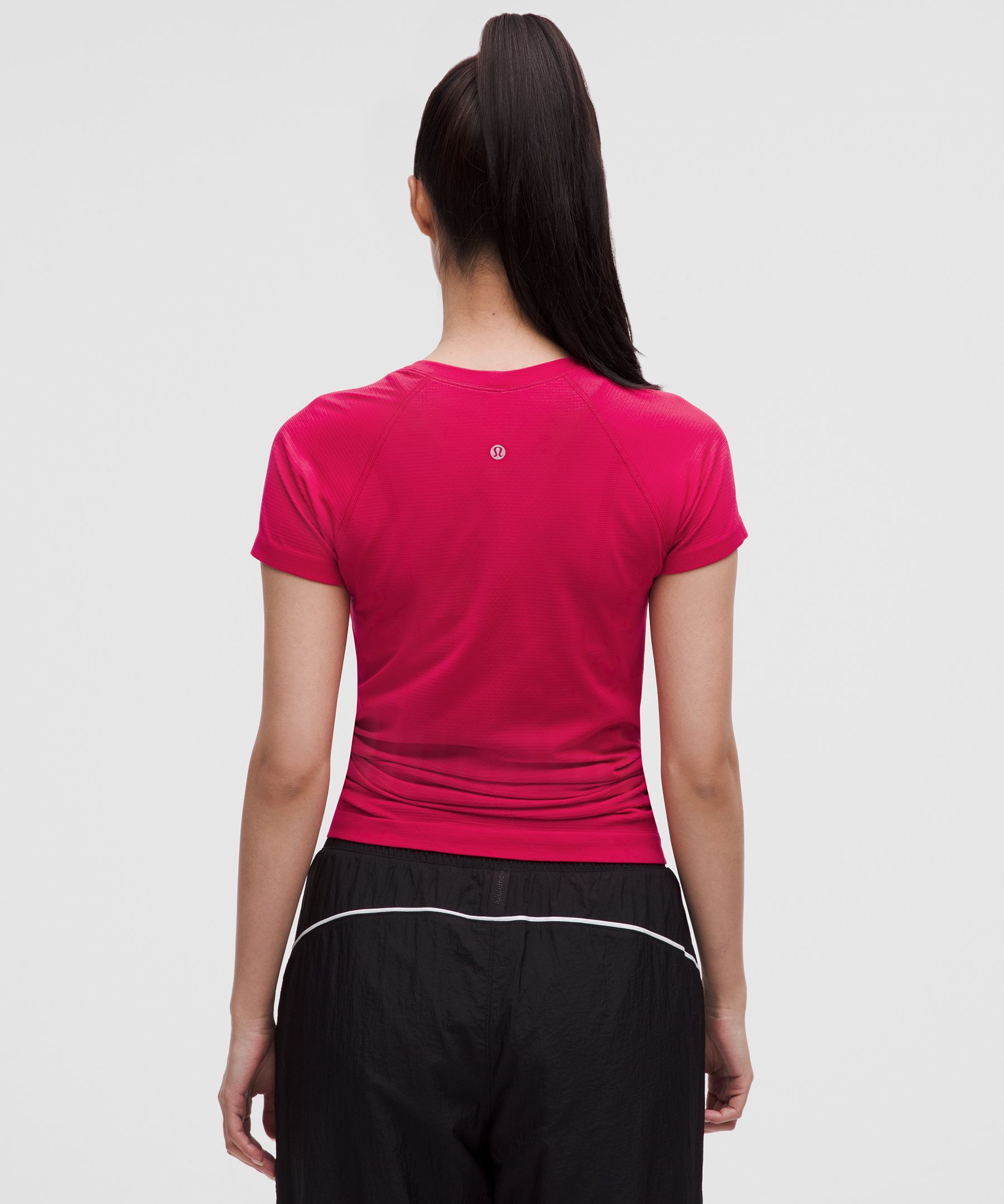 Swiftly Tech Short-Sleeve Shirt 2.0 *Hip Length | Women's Short