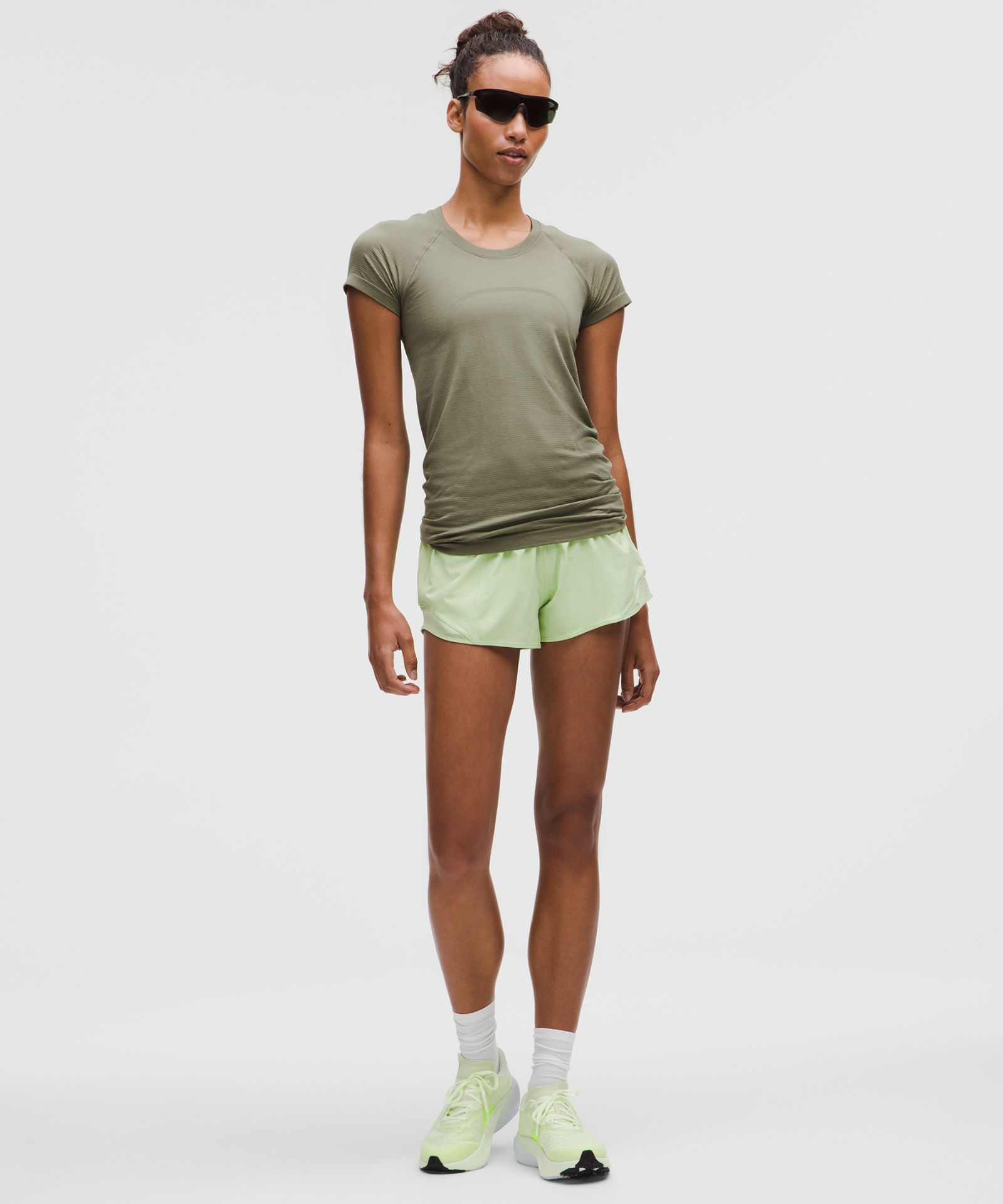 Женская рубашка Lululemon Swiftly Tech 2.0 с коротким рукавом — фото 2