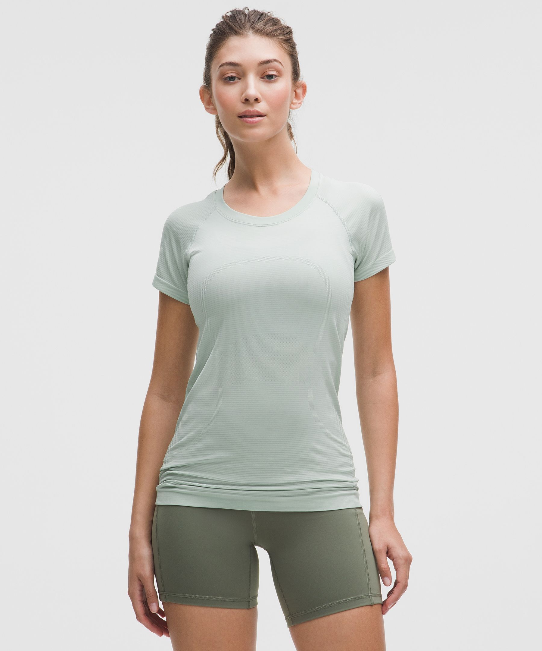 Swiftly Tech Short-Sleeve Shirt 2.0 *Hip Length | Women's Short