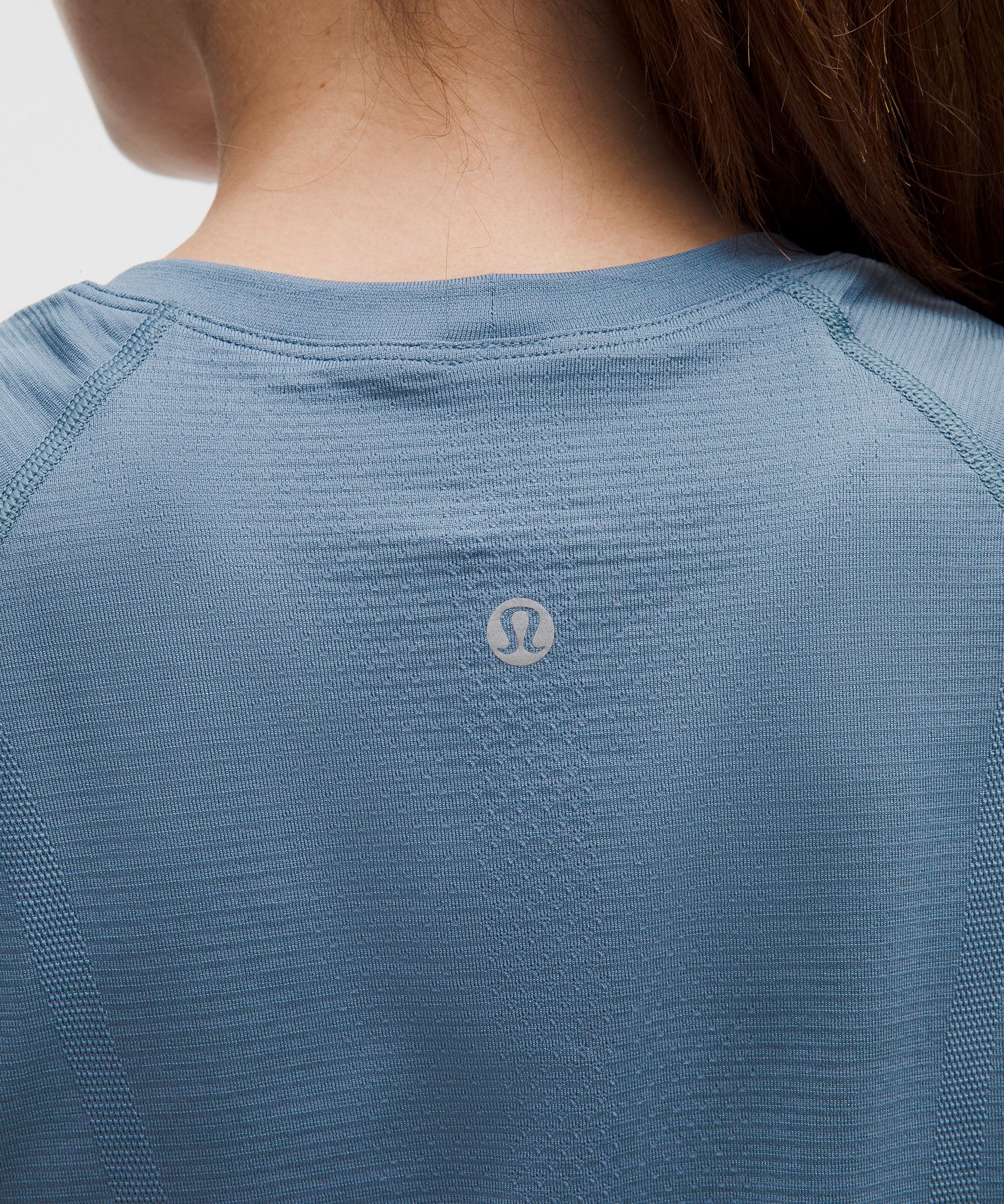 Swiftly Tech Short-Sleeve Shirt 2.0 *Hip Length