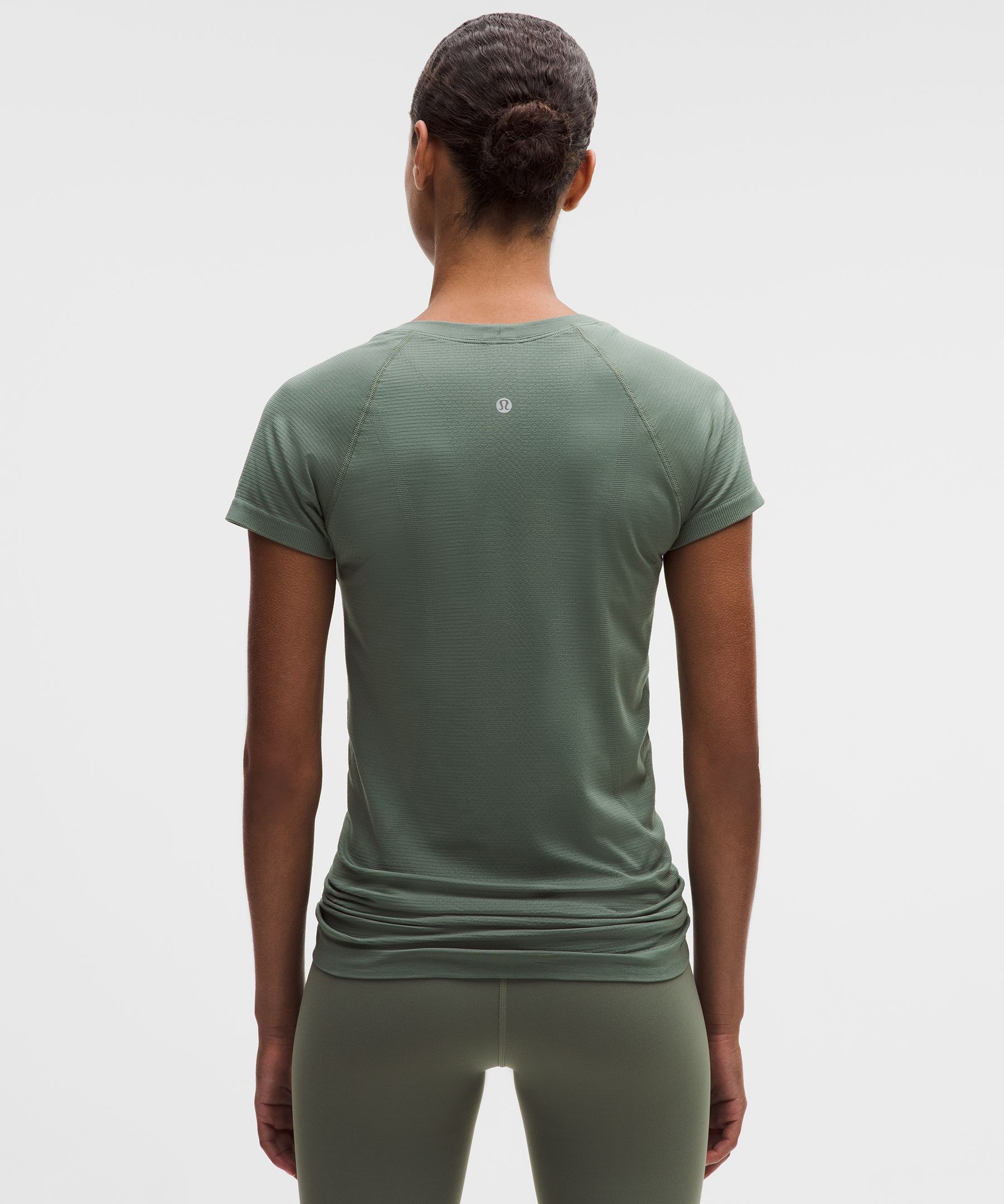 Swiftly Tech Short-Sleeve Shirt 2.0 *Hip Length