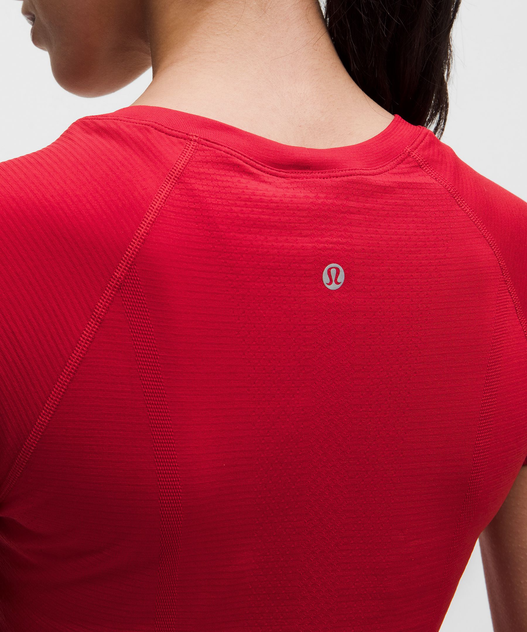 Swiftly Tech Short-Sleeve Shirt 2.0 *Hip Length