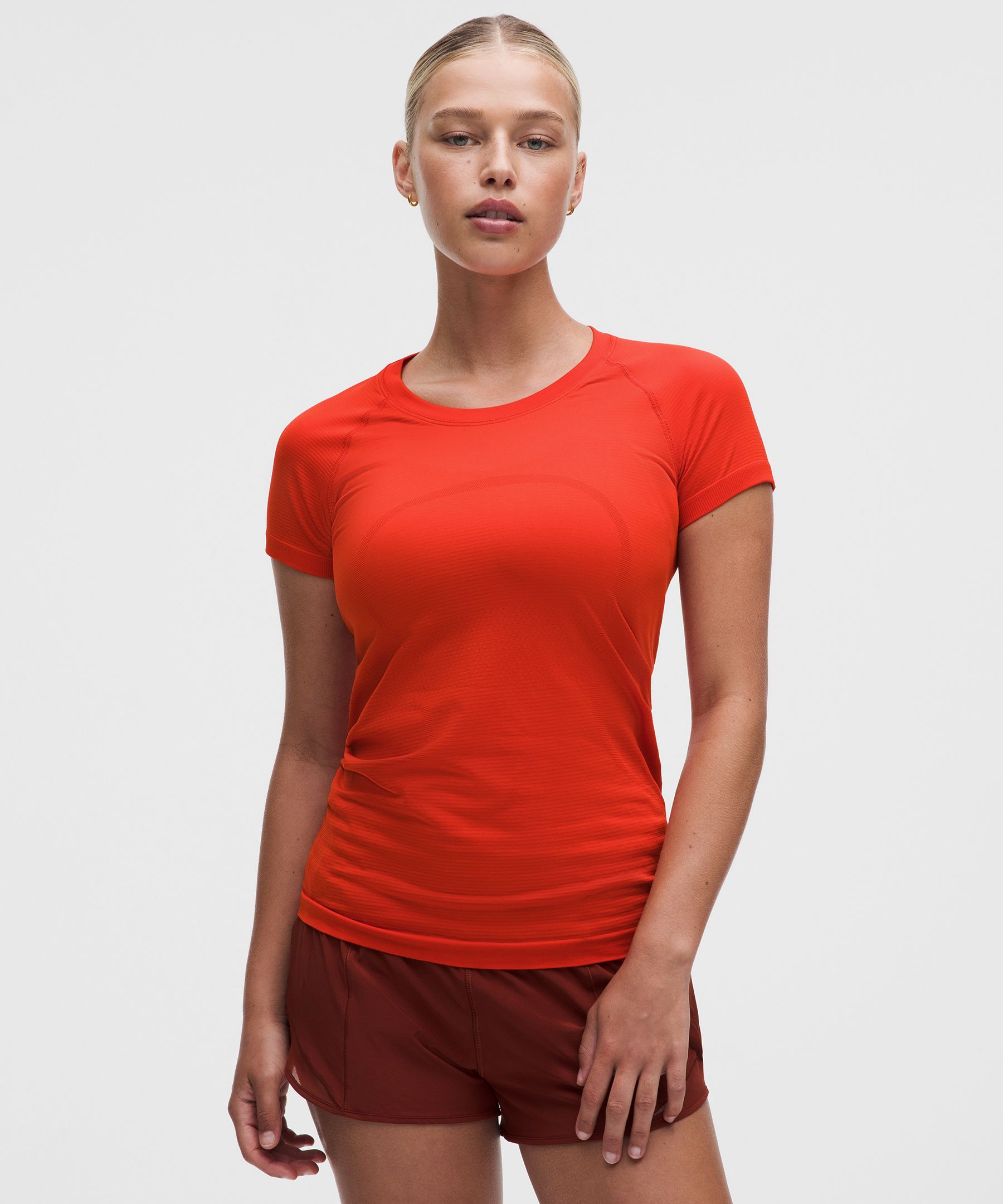 lululemon – Women’s Swiftly Tech Short-Sleeve Shirt 2.0 Hip Length – Color Red – Size 16