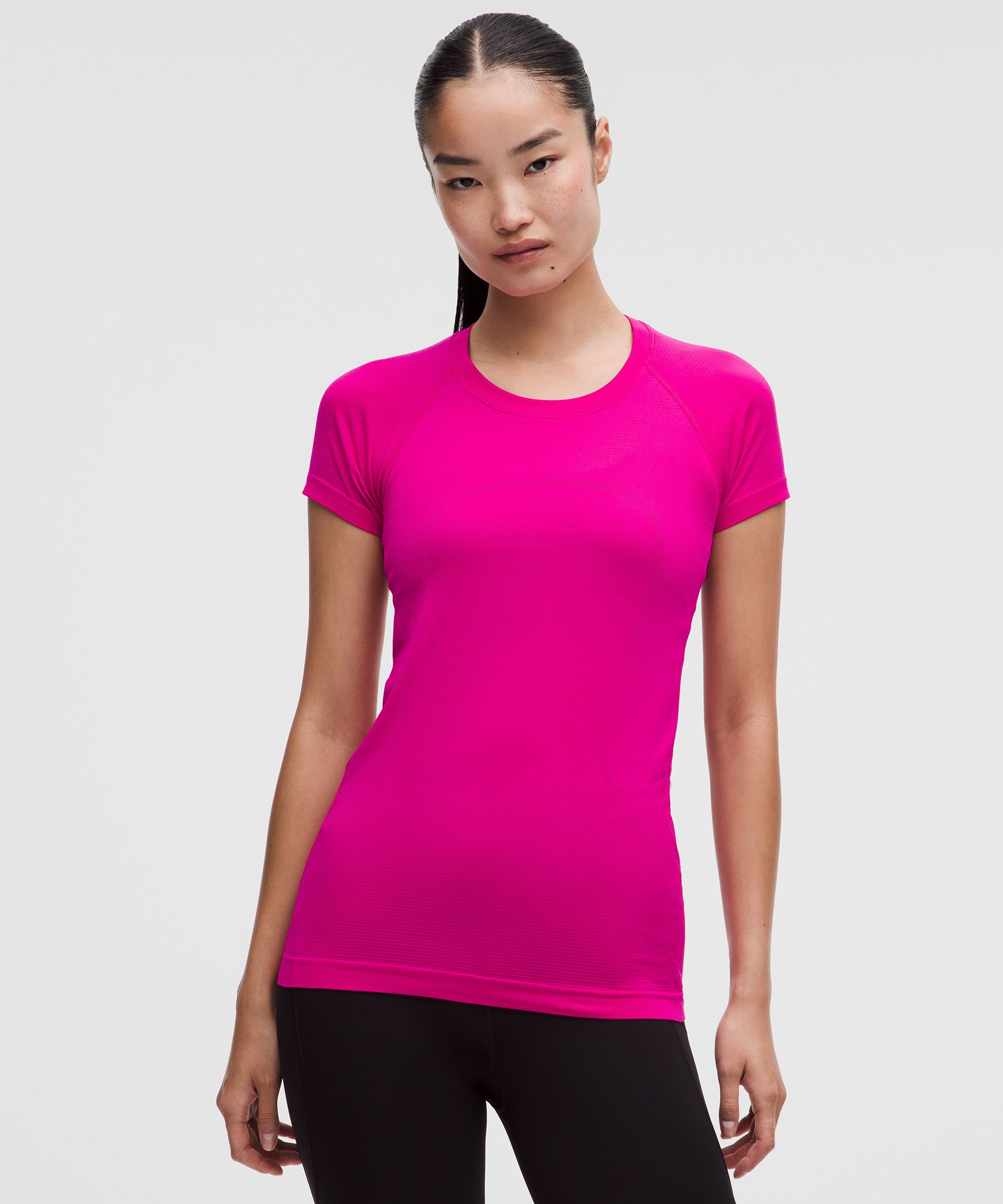 Swiftly Tech Short-Sleeve Shirt 2.0 *Hip Length | Women's Short