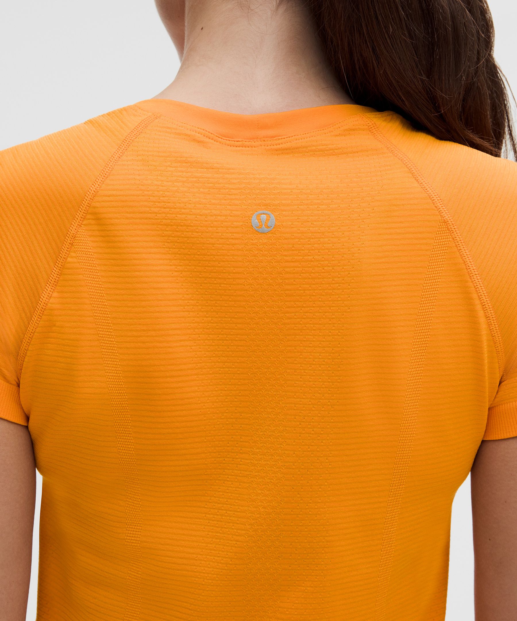 Swiftly Tech Short-Sleeve Shirt 2.0 *Hip Length