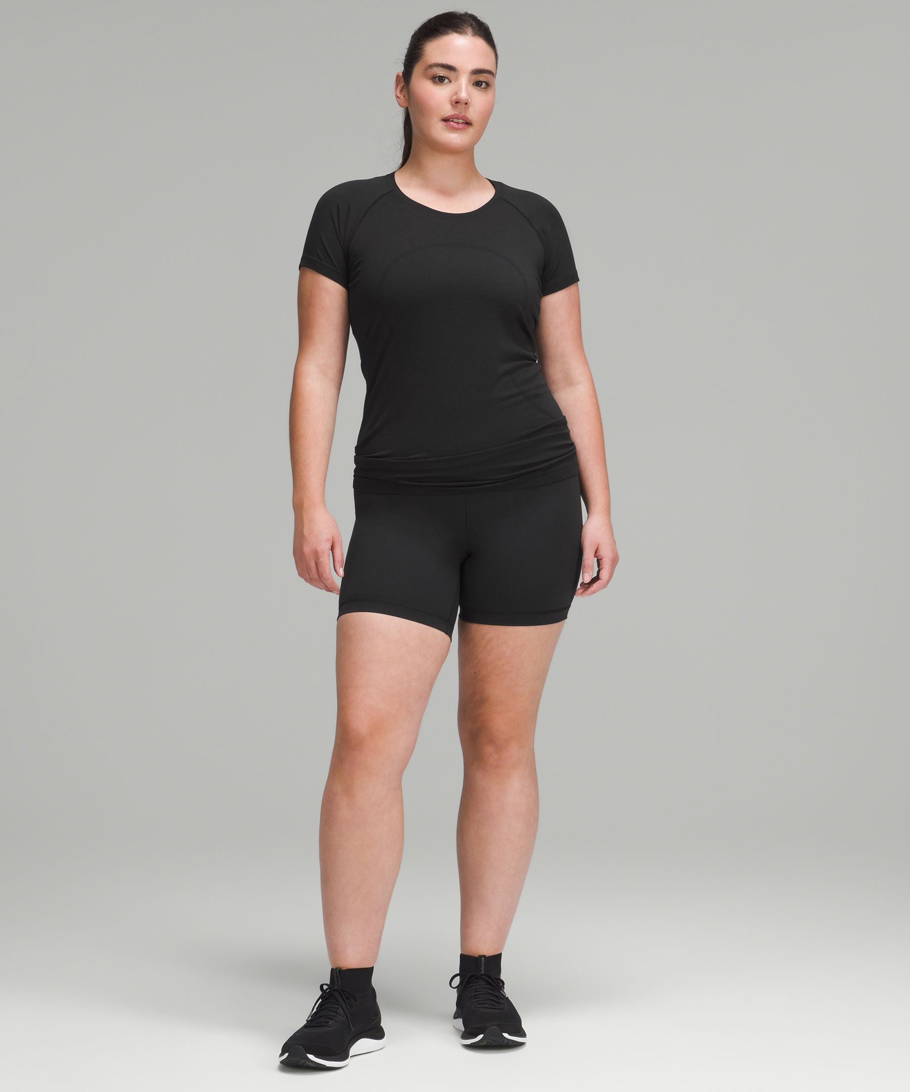 Swiftly Tech Short-Sleeve Shirt 2.0 *Hip Length | Women's Short