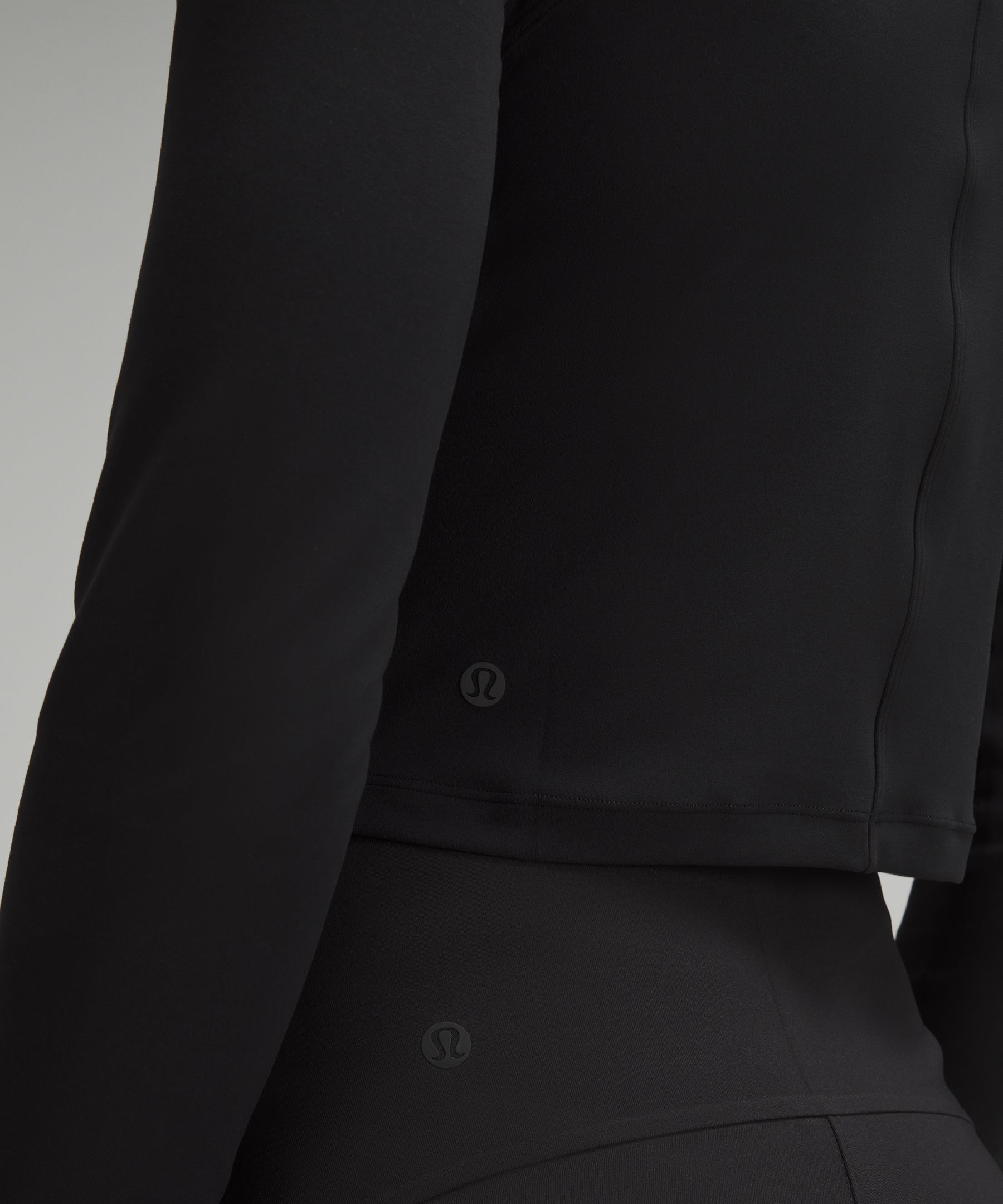 Lululemon in style - Kitsilano Mock Neck (black) + Align Super HR 10 short  (diamond dye pitch grey graphite grey) : r/lululemon