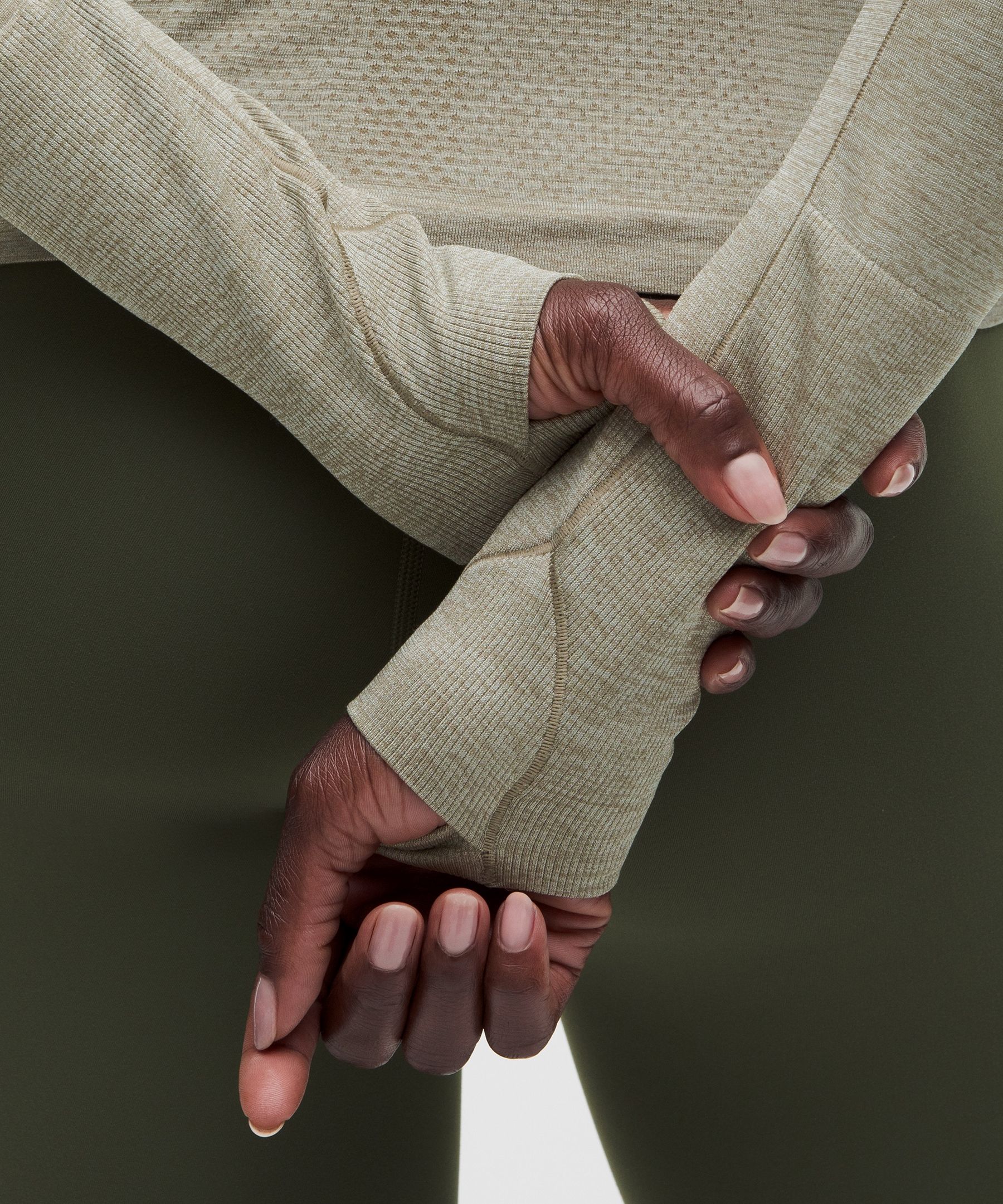 Swiftly Tech Long-Sleeve Shirt 2.0 *Waist Length