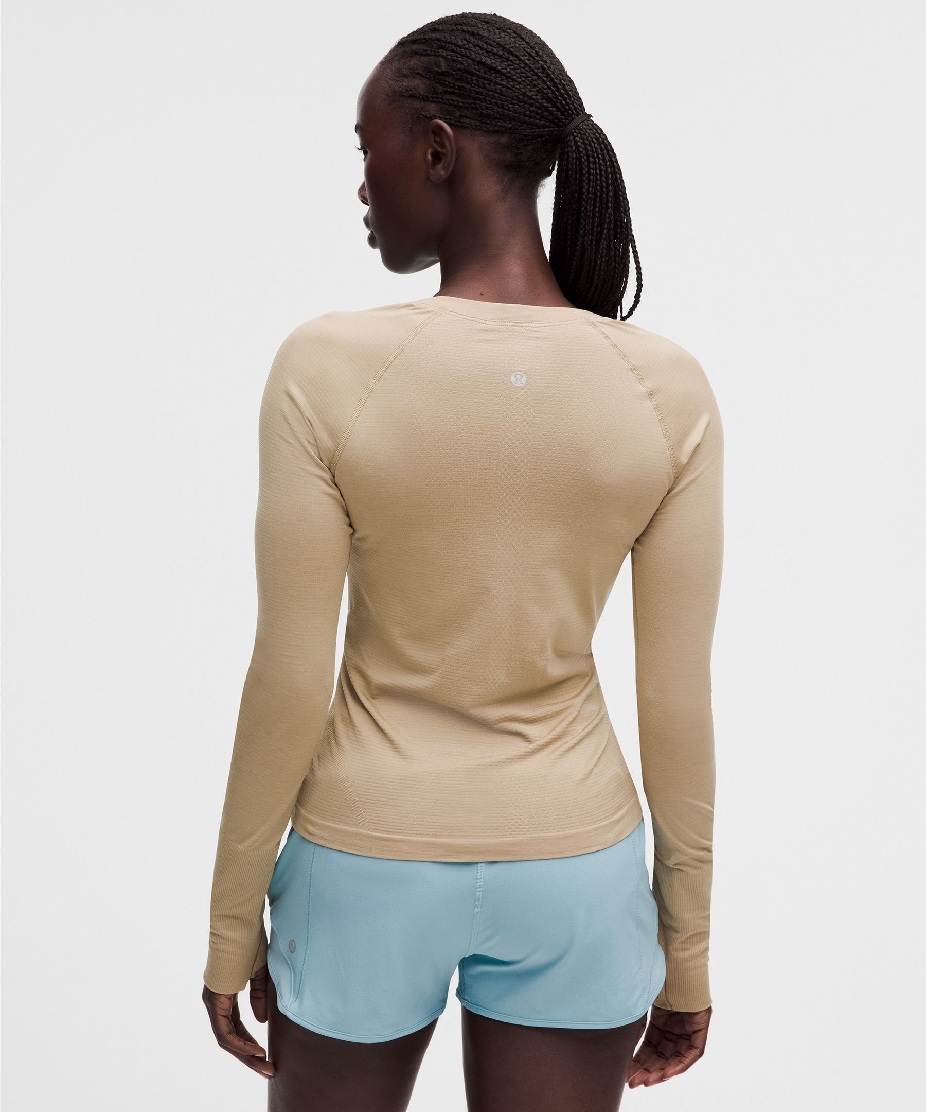 Camiseta Swiftly Tech 2.0 de manga larga *Longitud hasta la cintura
