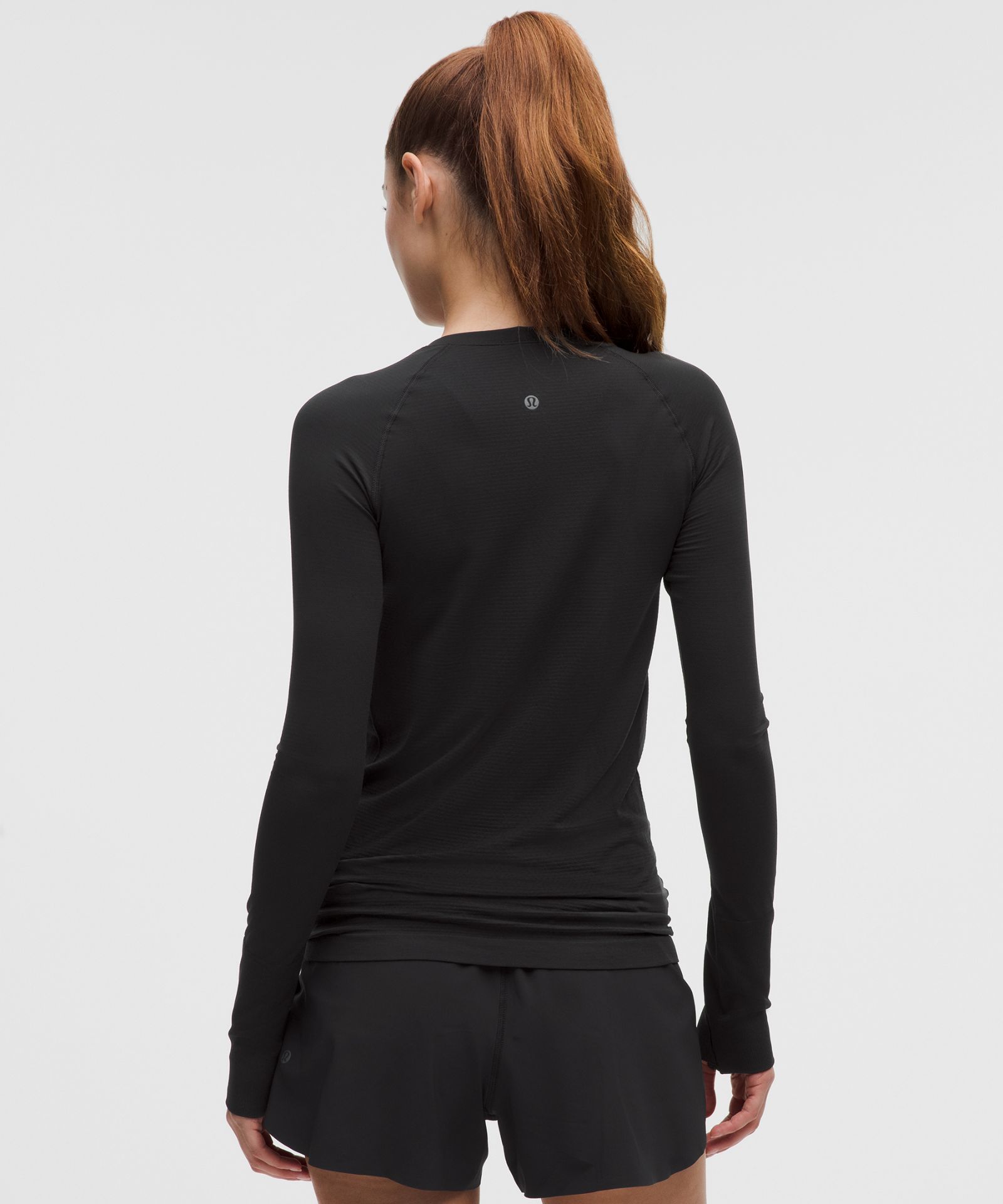 Женский лонгслив Lululemon Swiftly Tech 2.0 Waist Length — фото 3