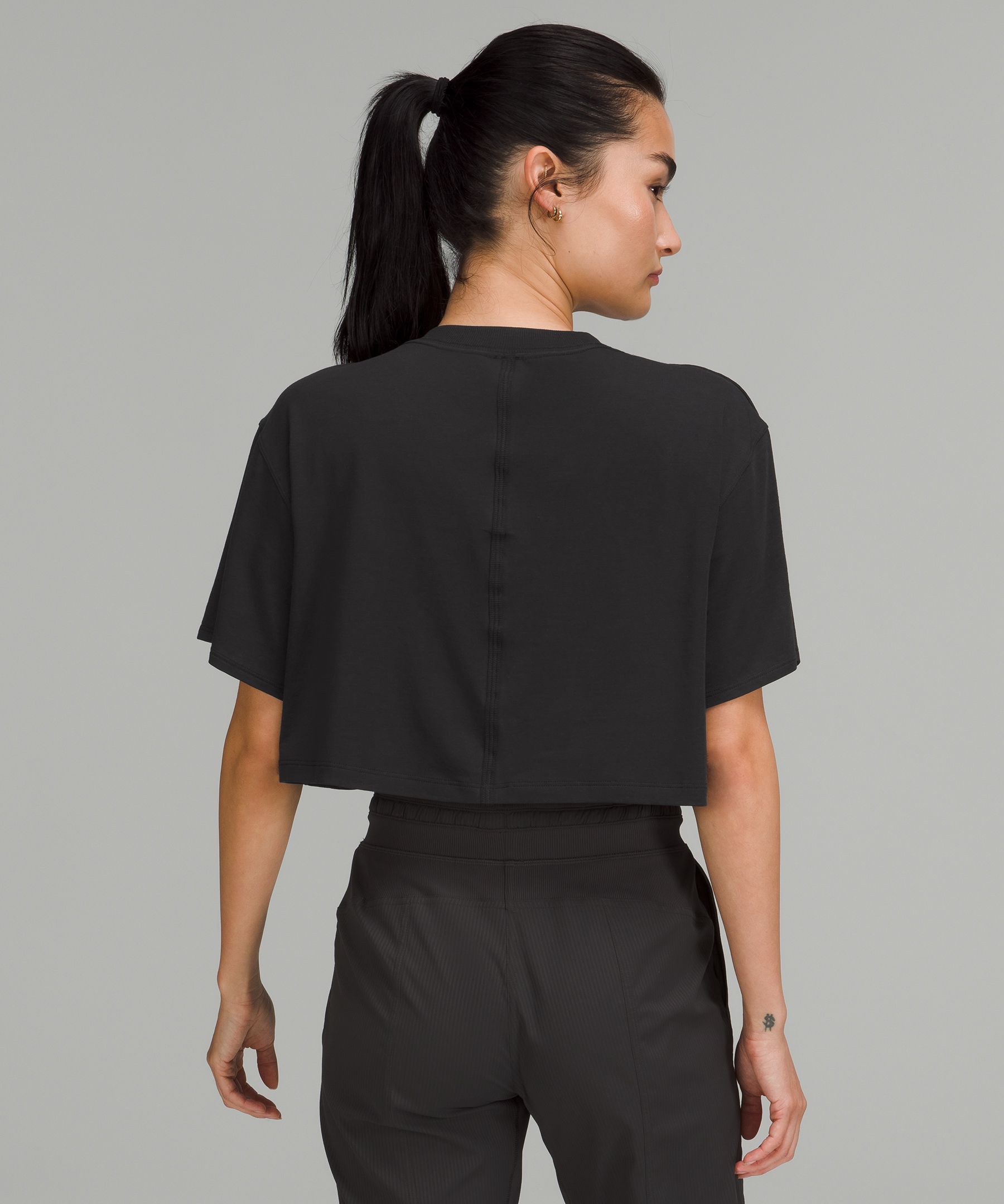 lululemon cropped shirt