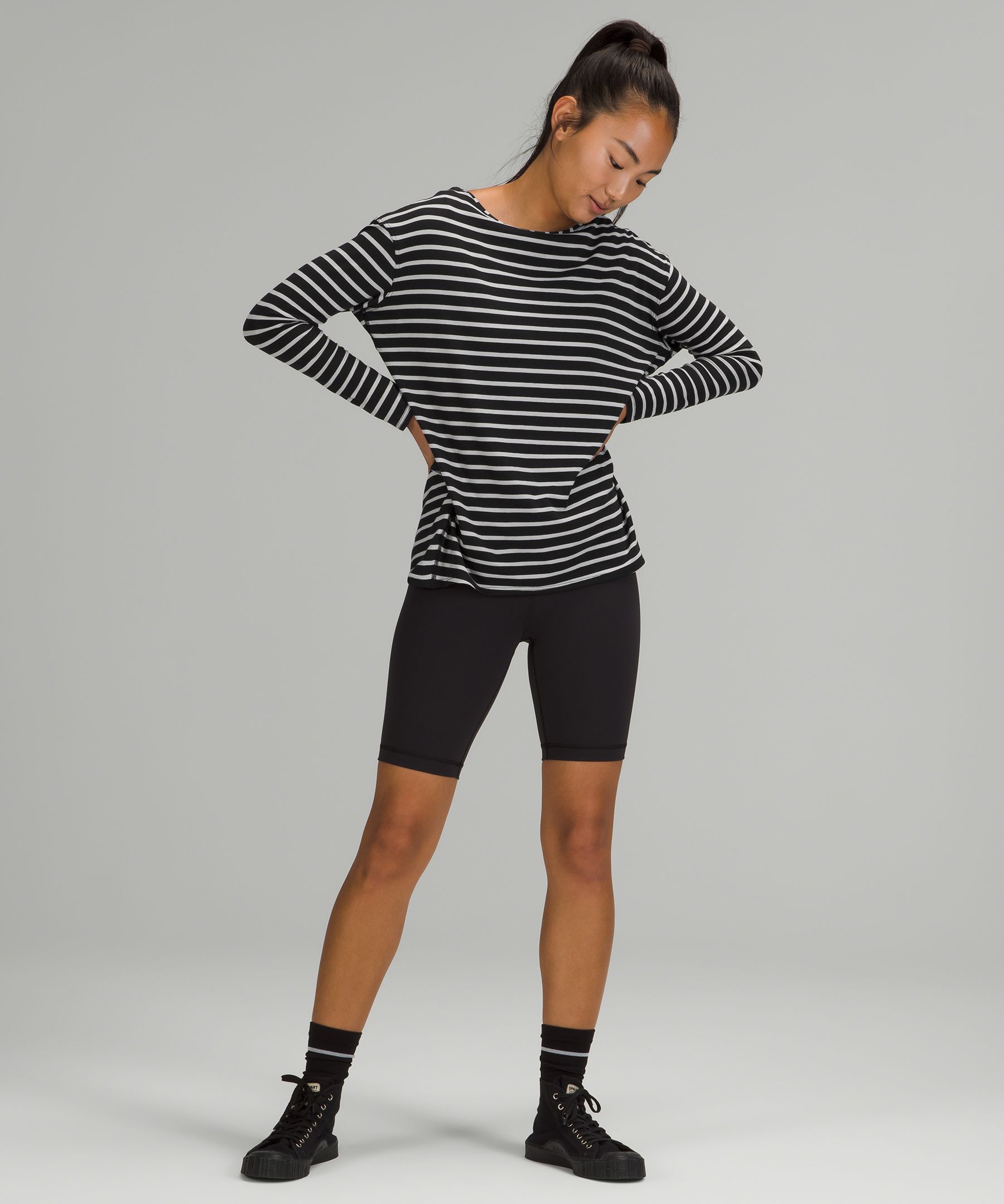 Lululemon Back In Action Long Sleeve Shirt. 2