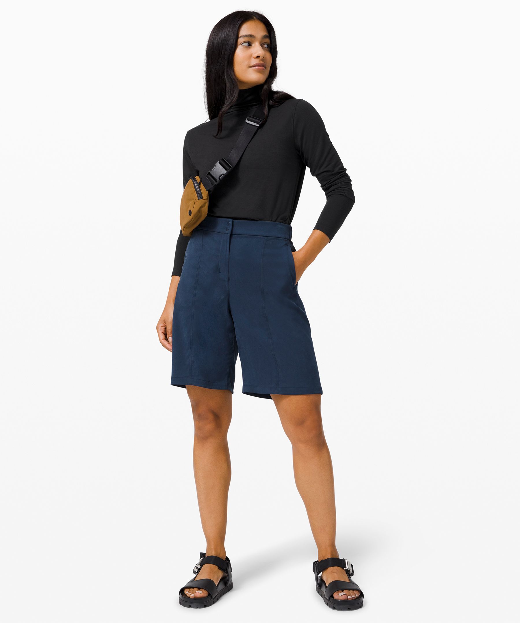 lululemon black turtleneck