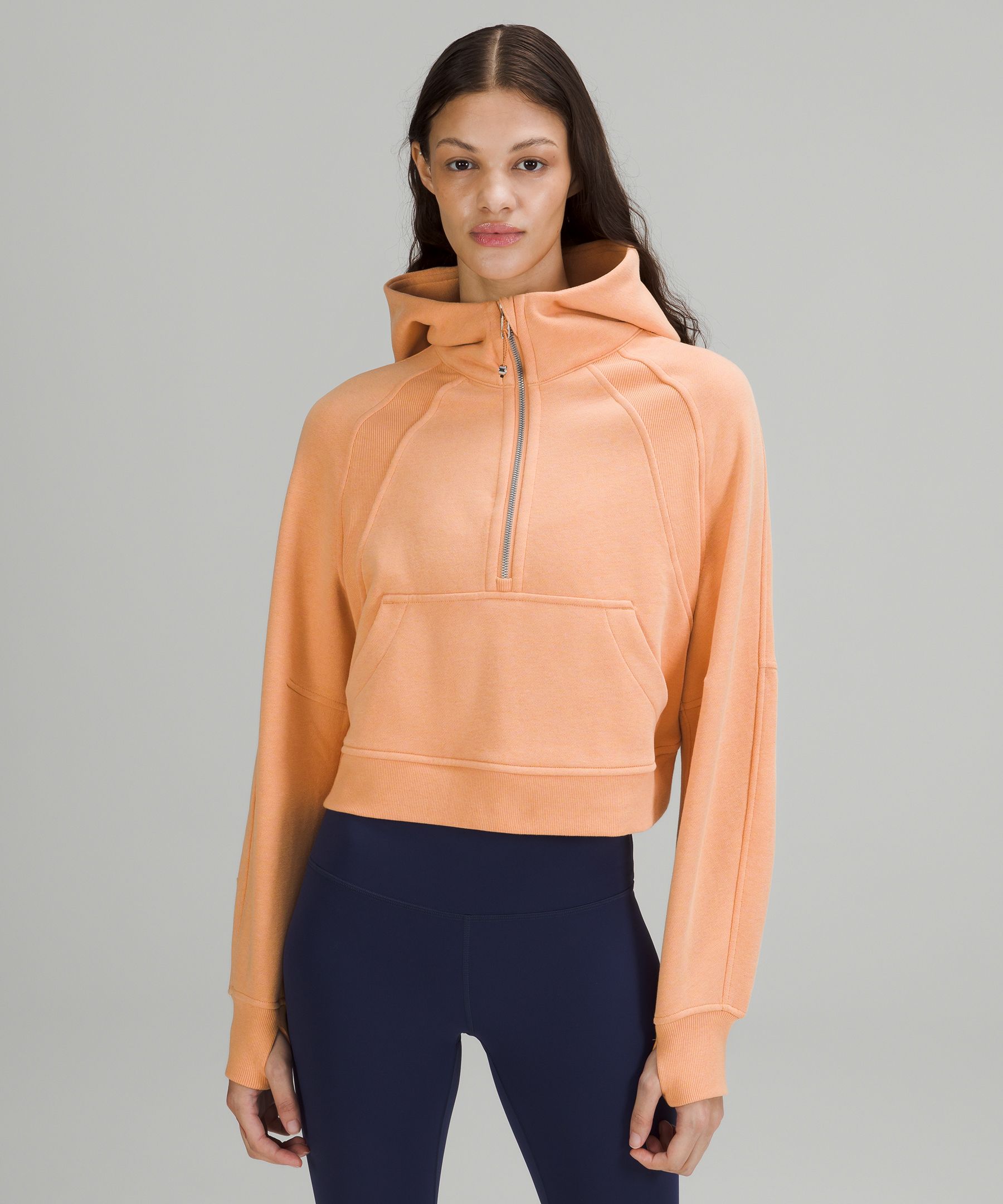 Lululemon Scuba Hoodie Women 6 Apricot Pullover Scuba Sweater