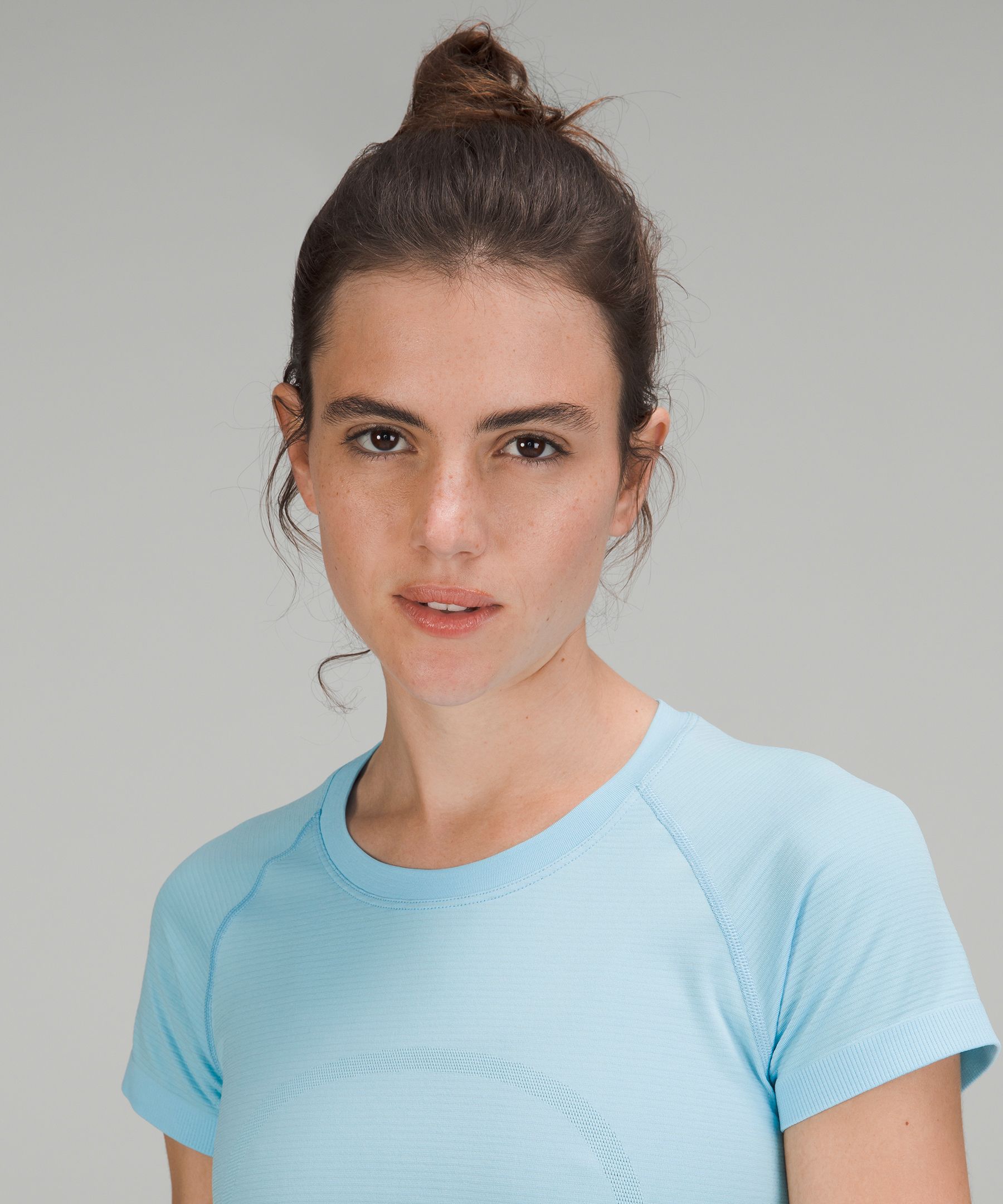Swiftly Tech Short-Sleeve Shirt 2.0 *Waist Length - thumbnail 9