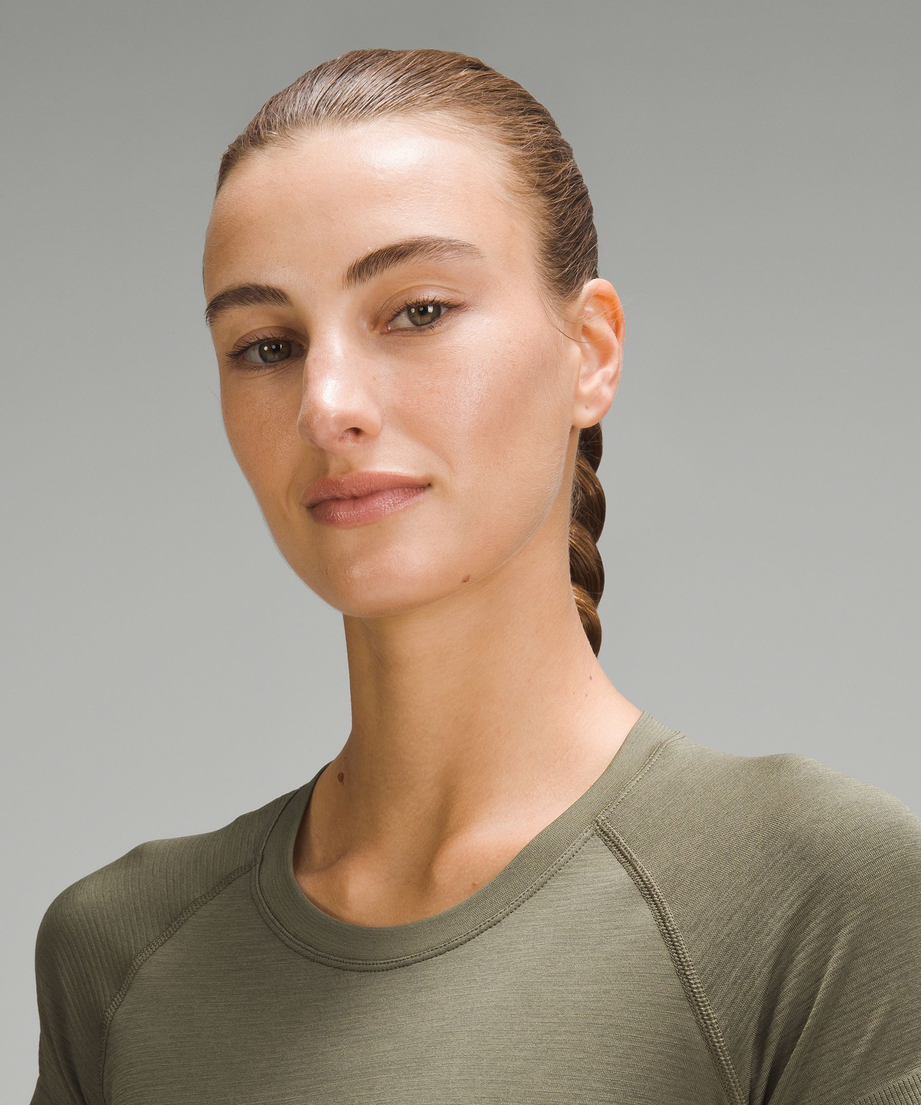 Swiftly Tech Short-Sleeve Shirt 2.0 *Waist Length | Women's Short Sleeve Shirts & Tee's