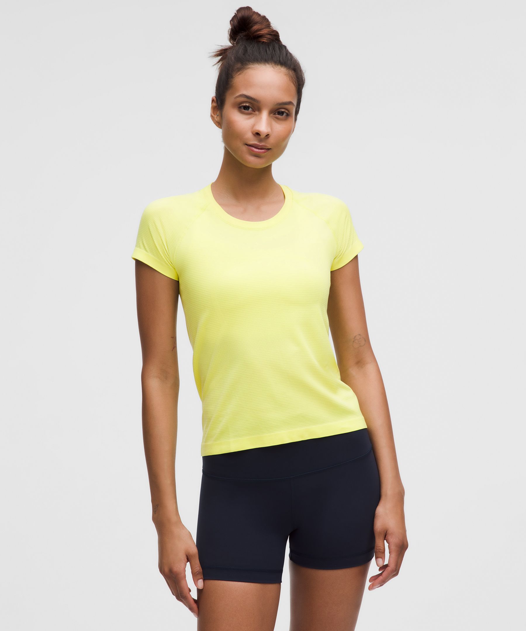 Swiftly Tech Short-Sleeve Shirt 2.0 *Race Length