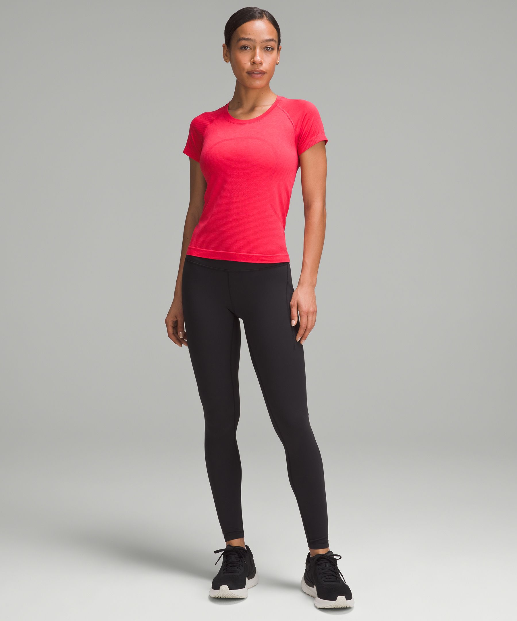 Swiftly Tech Short-Sleeve Shirt 2.0 *Race Length 