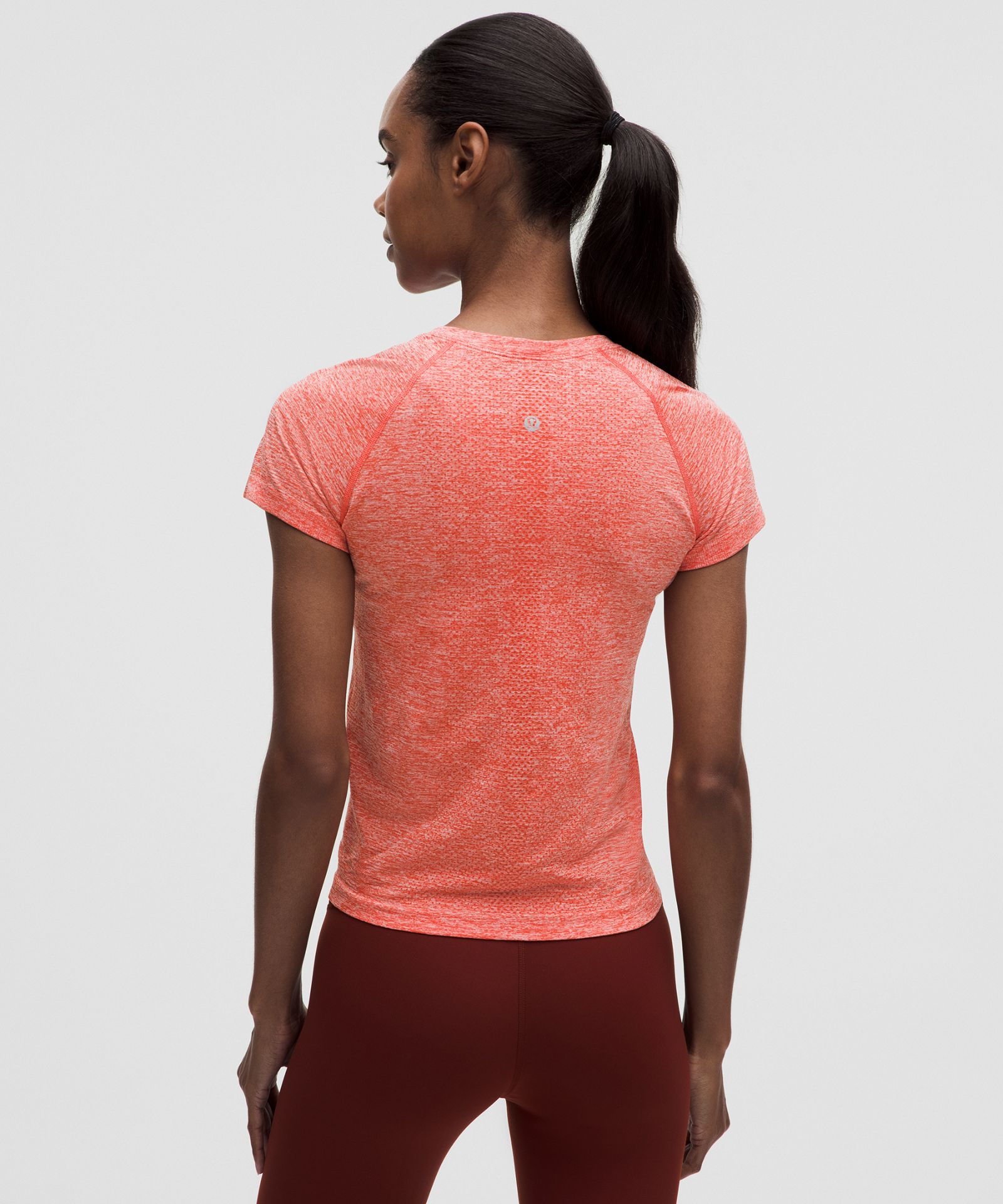 Женская футболка Lululemon Swiftly Tech 2.0 — фото 3