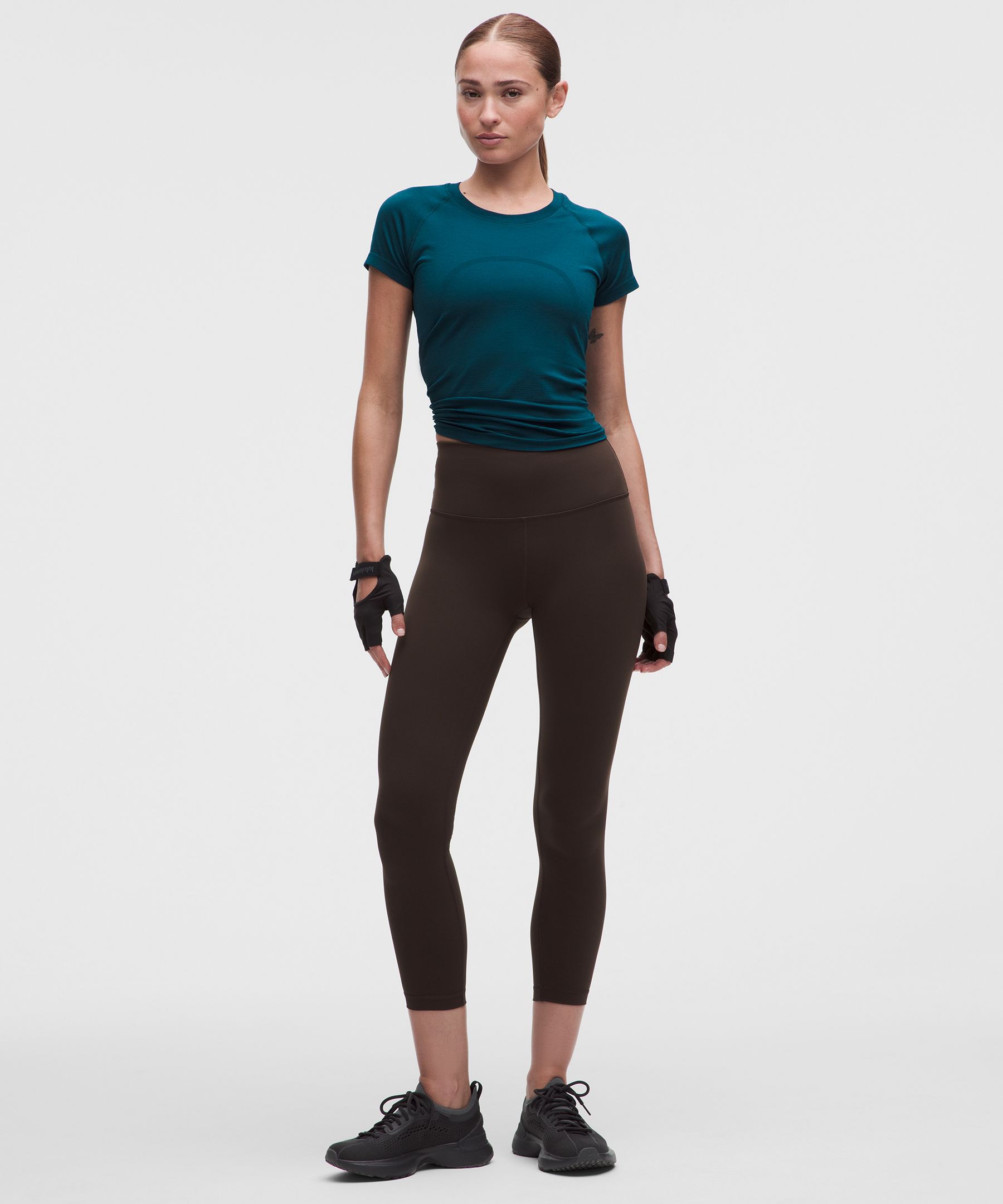 Swiftly Tech Short-Sleeve Shirt 2.0 *Waist Length