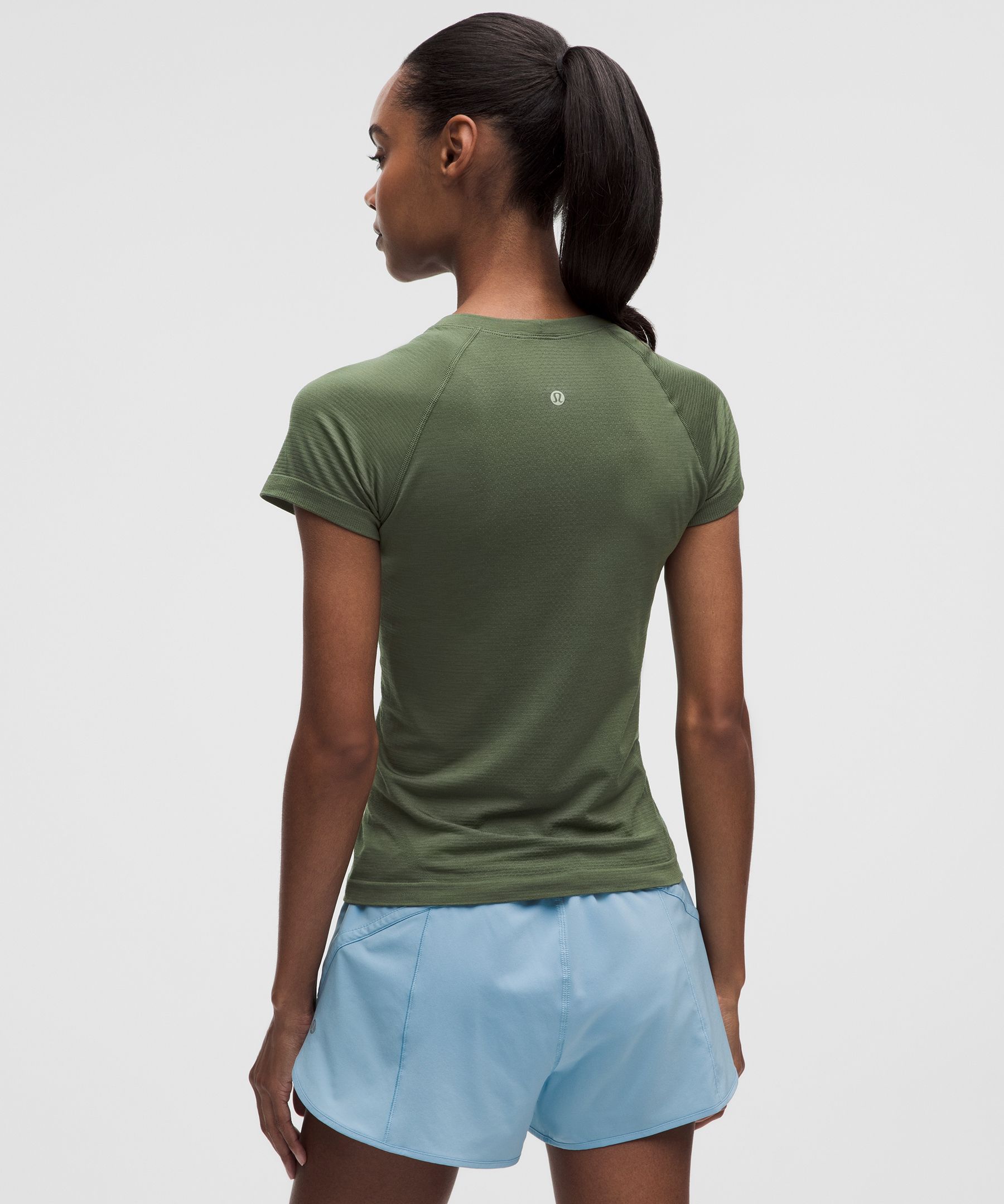 Camiseta de manga corta Swiftly Tech 2.0 *Longitud hasta la cintura