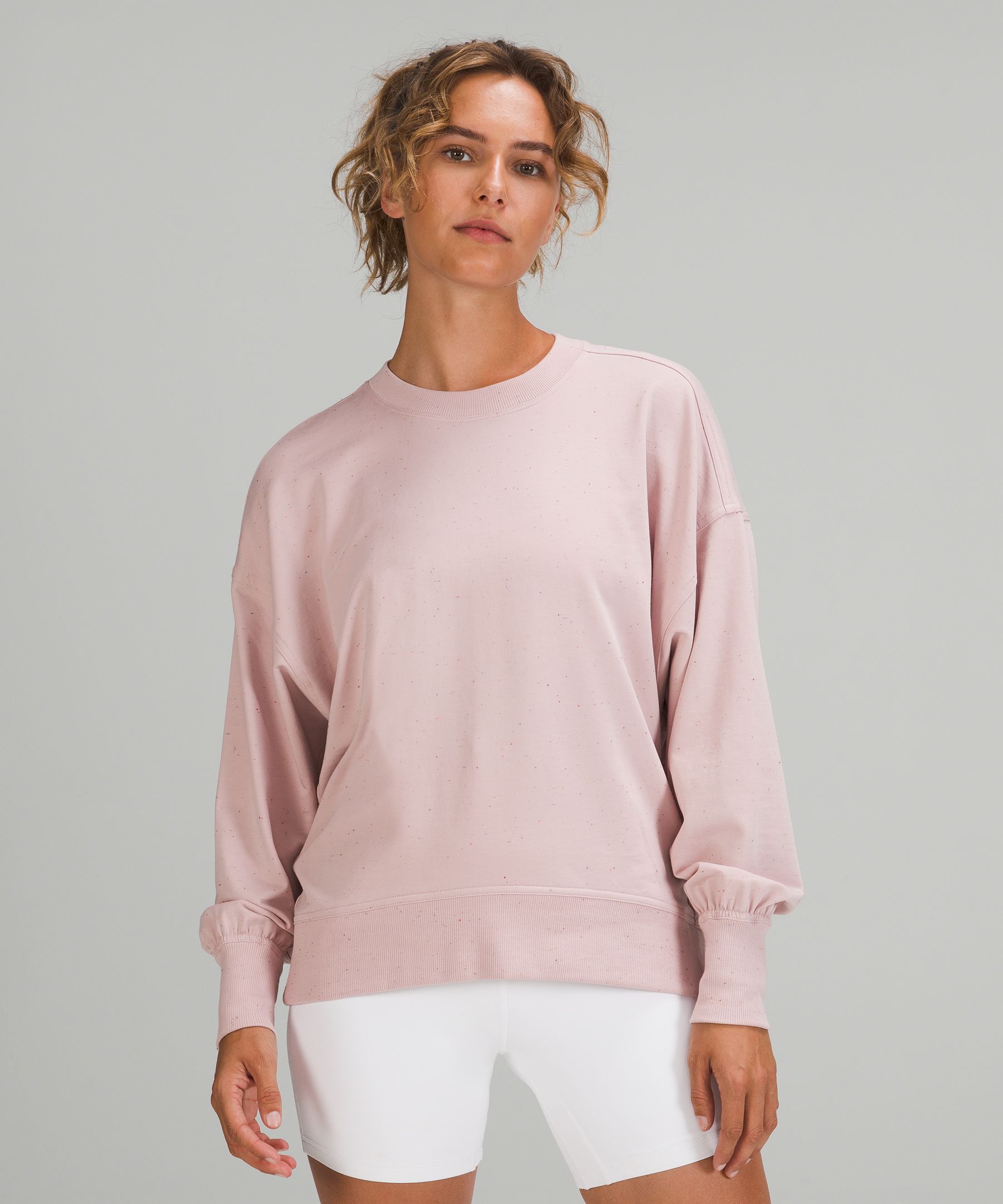 美品！ルルレモン　LA Back in Action Crew サイズ2 長袖 LA Back in Action Crew | パーカー＆トレーナー | Lululemon JP
