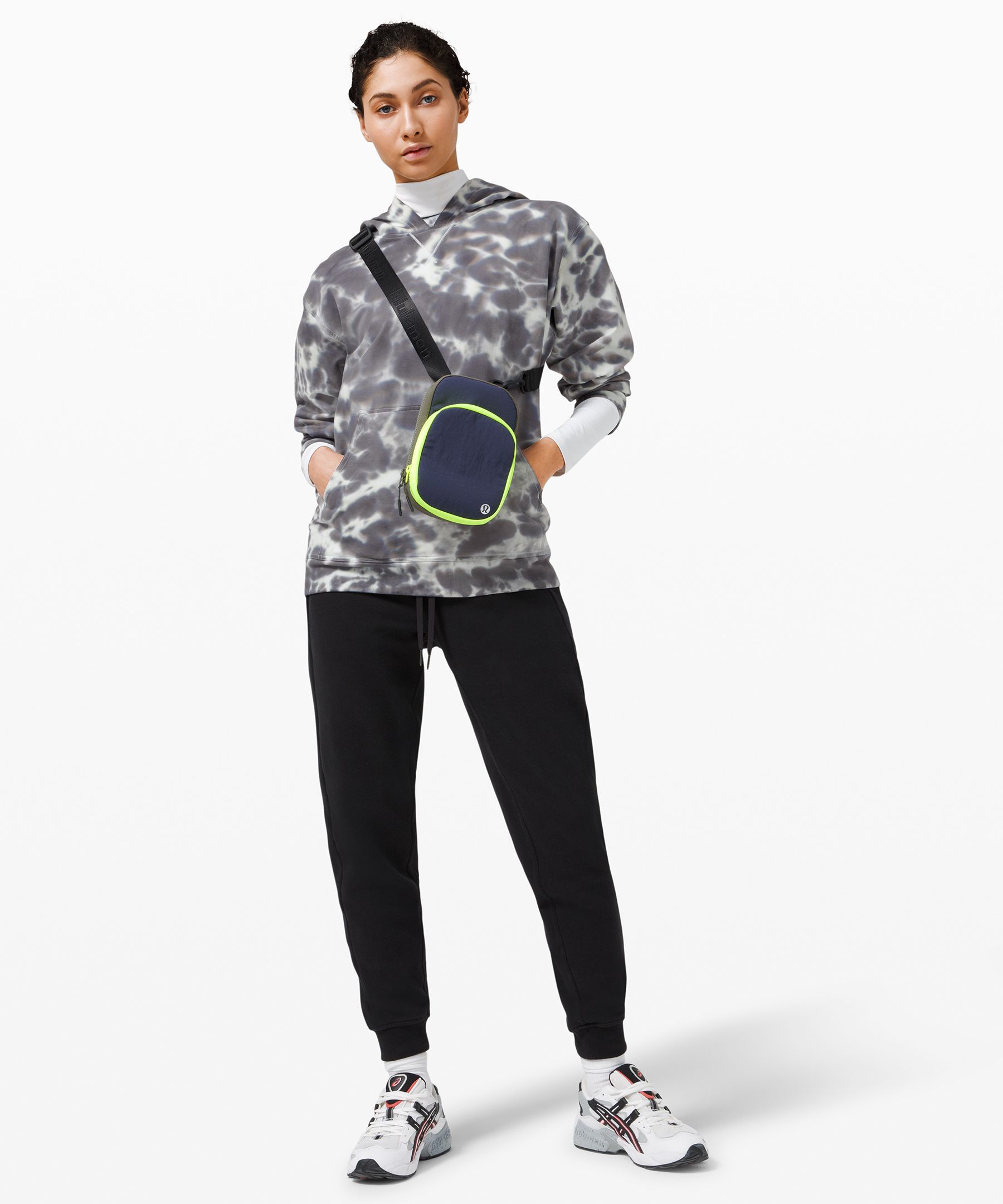 All Yours Hoodie Tie Dye *Fleece