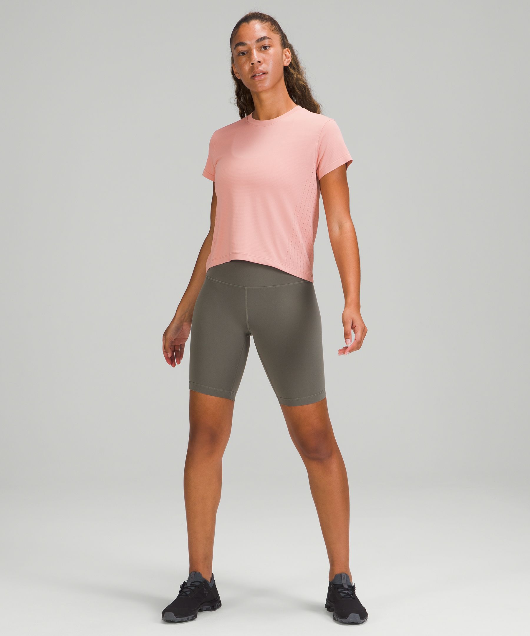 Requesting try on pics if anyone has the Softstreme Gathered T-shirt!! Or  reviews regarding fit : r/lululemon