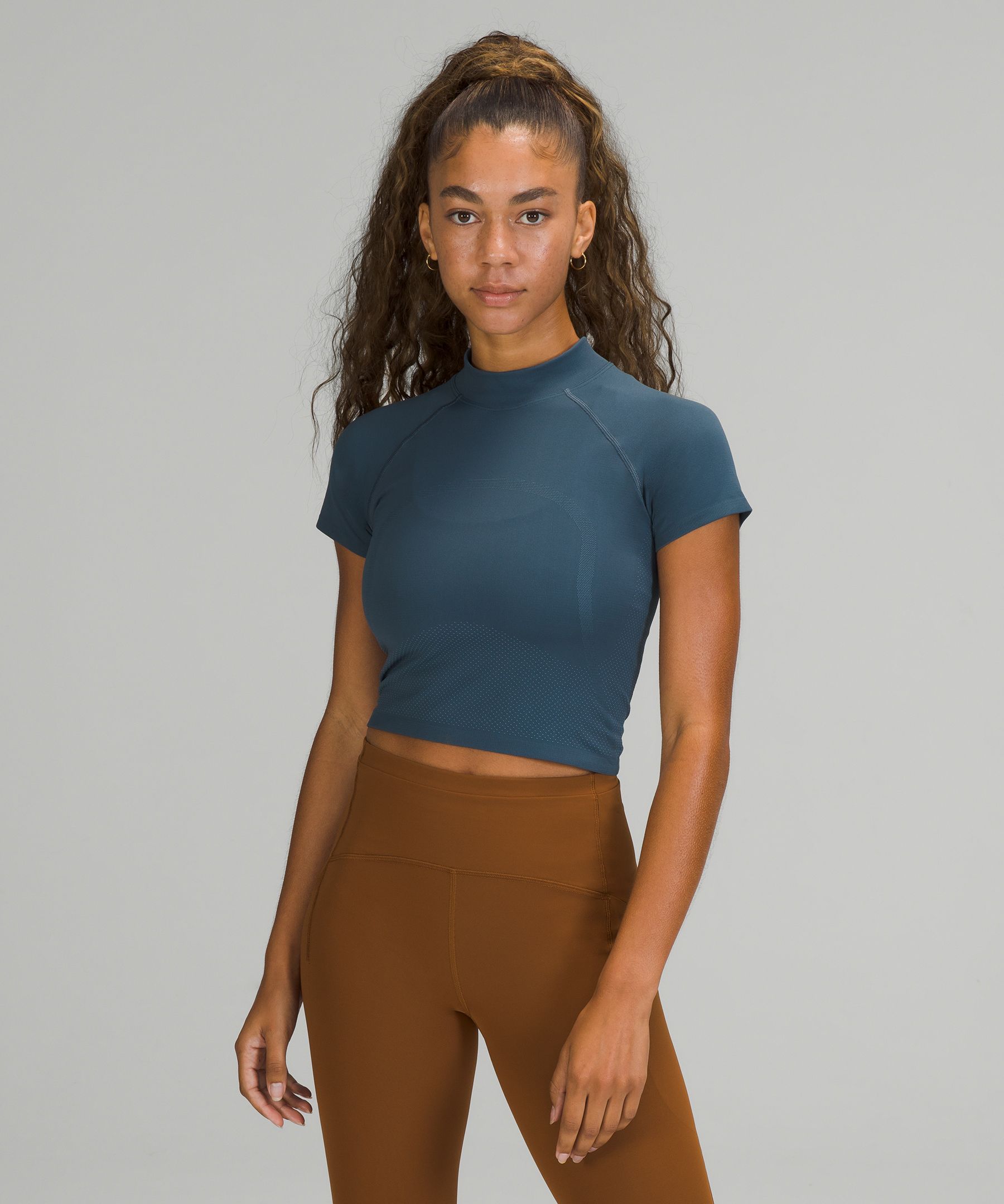 Swiftly Cropped Mock Neck T Shirt lululemon TH