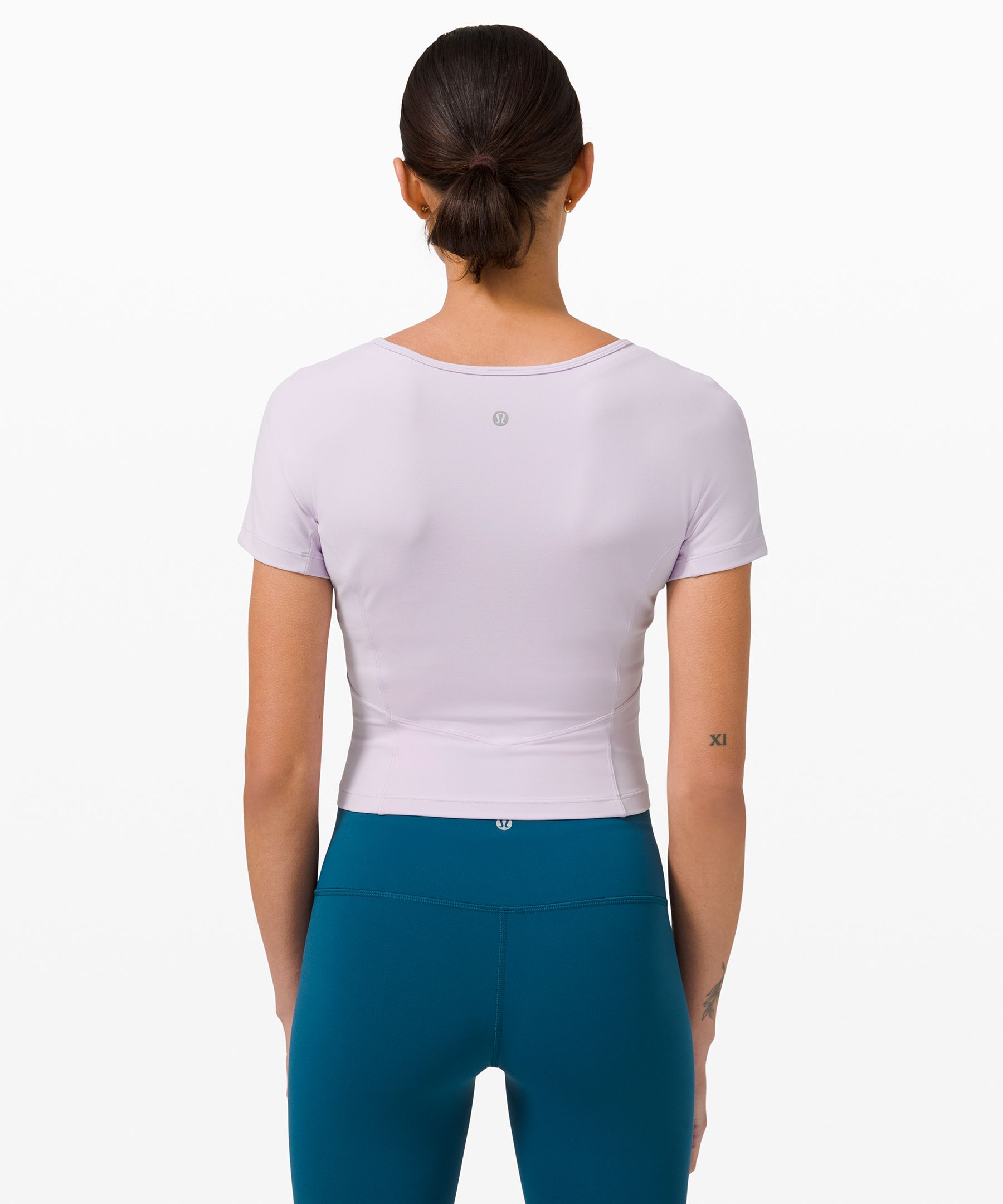 100% New Lululemon Nulu cropped slim yoga short sleeve粉紅色上衣