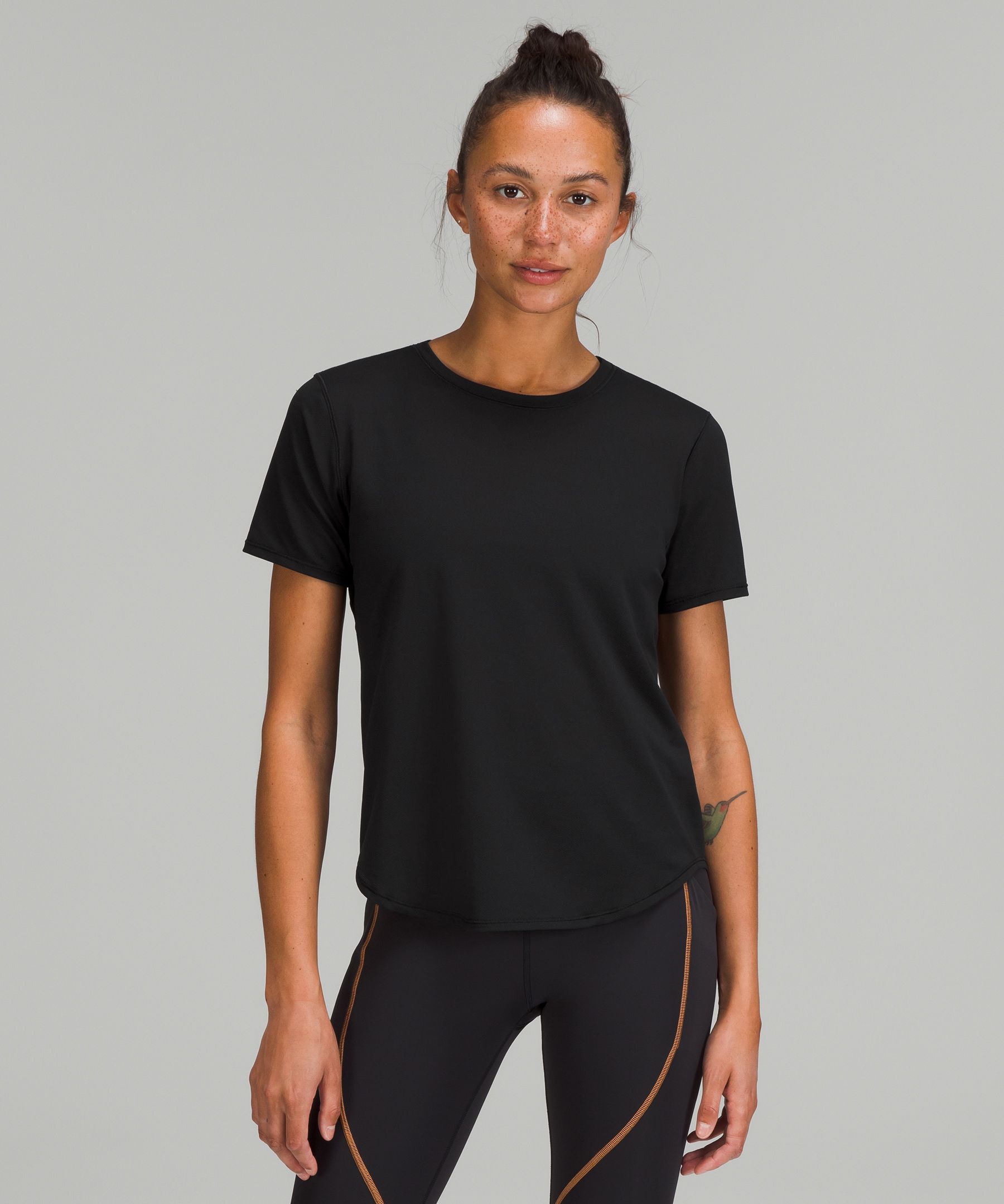 lululemon athletica, Tops, Nwt Lululemon Softstreme Gathered Tshirt Black  Size 8