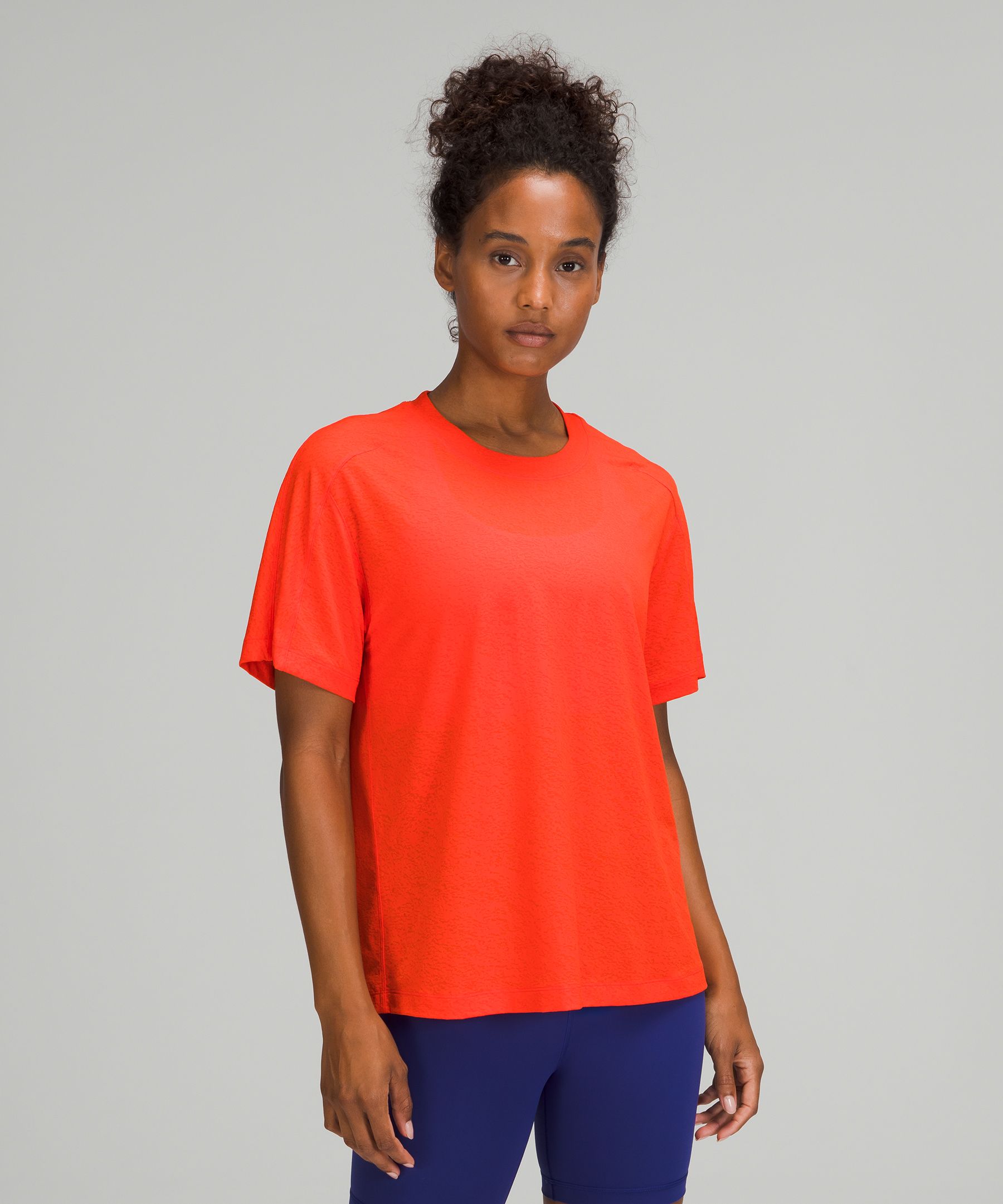 https://images.lululemon.com/is/image/lululemon/LW3EOJS_049231_1?size=800,800