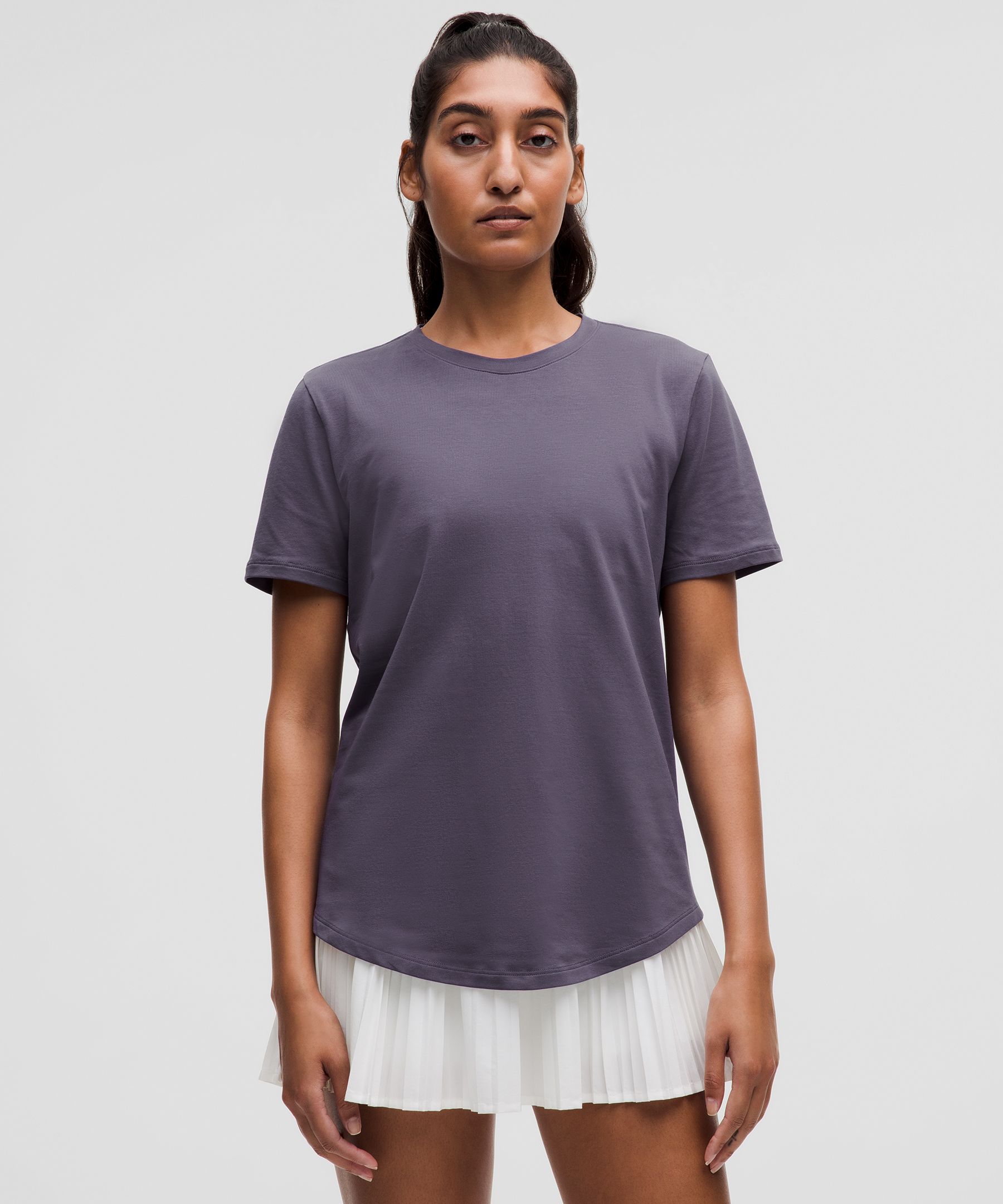 Love Curved-Hem Crewneck T-Shirt - Purple