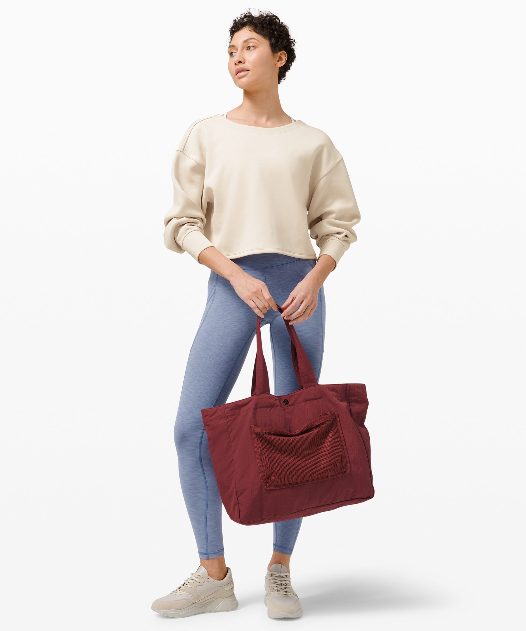 Awkwardly proportioned person's review of Twist Back to Front Pullover,  size 6 : r/lululemon