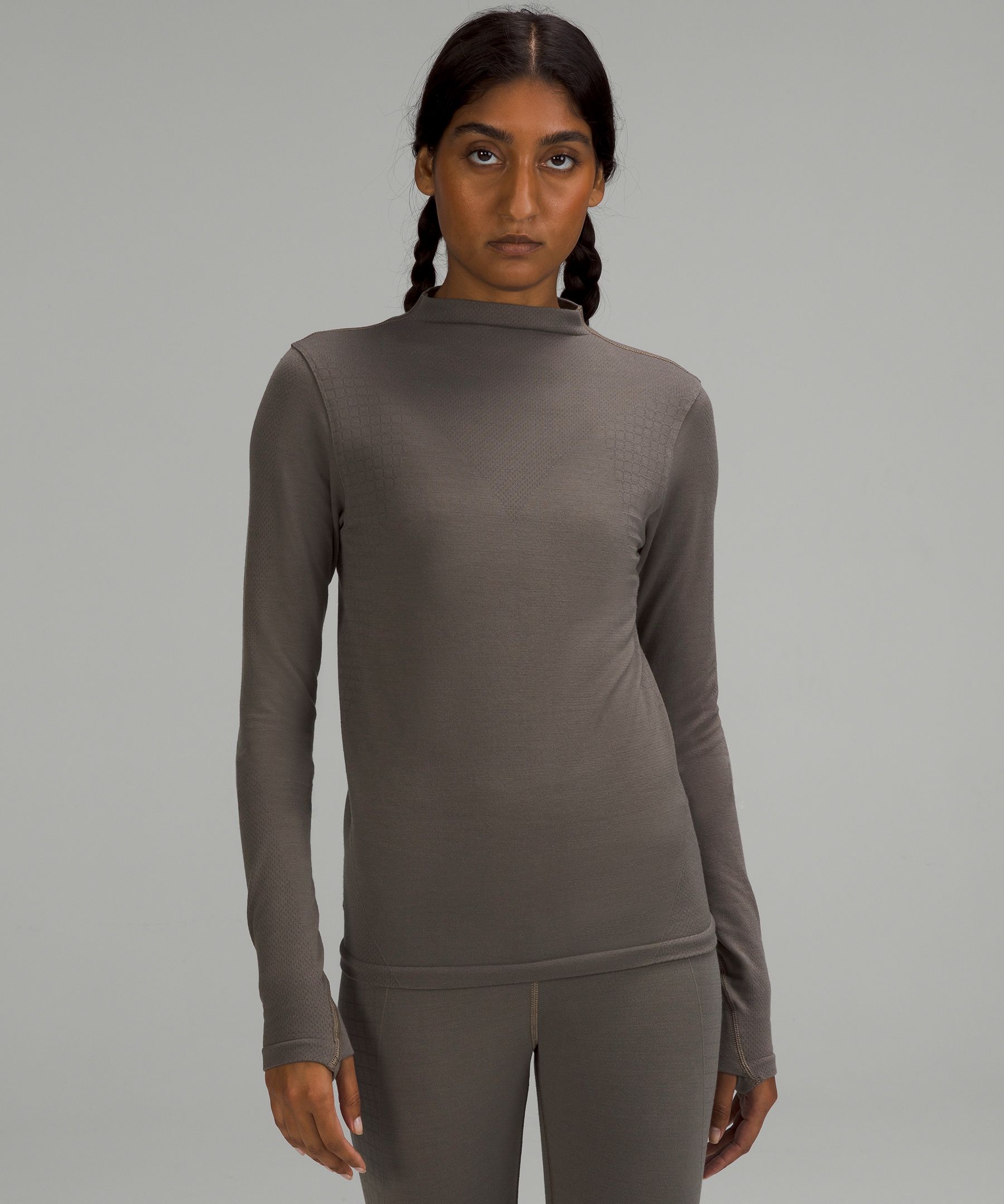 Black Seamless Long Sleeve T-Shirt in Wool Silk Jersey