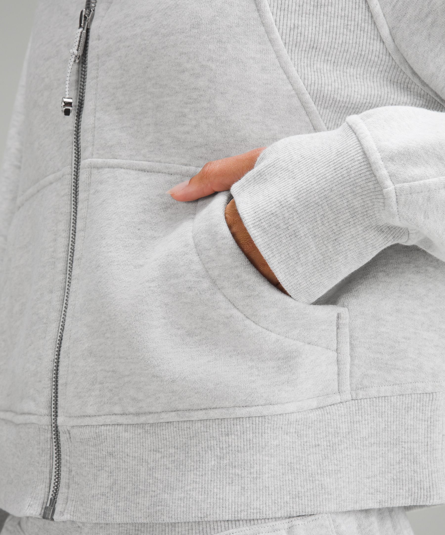 Scuba full zip hoodie in Cayenne size XS/S in natural light : r/lululemon