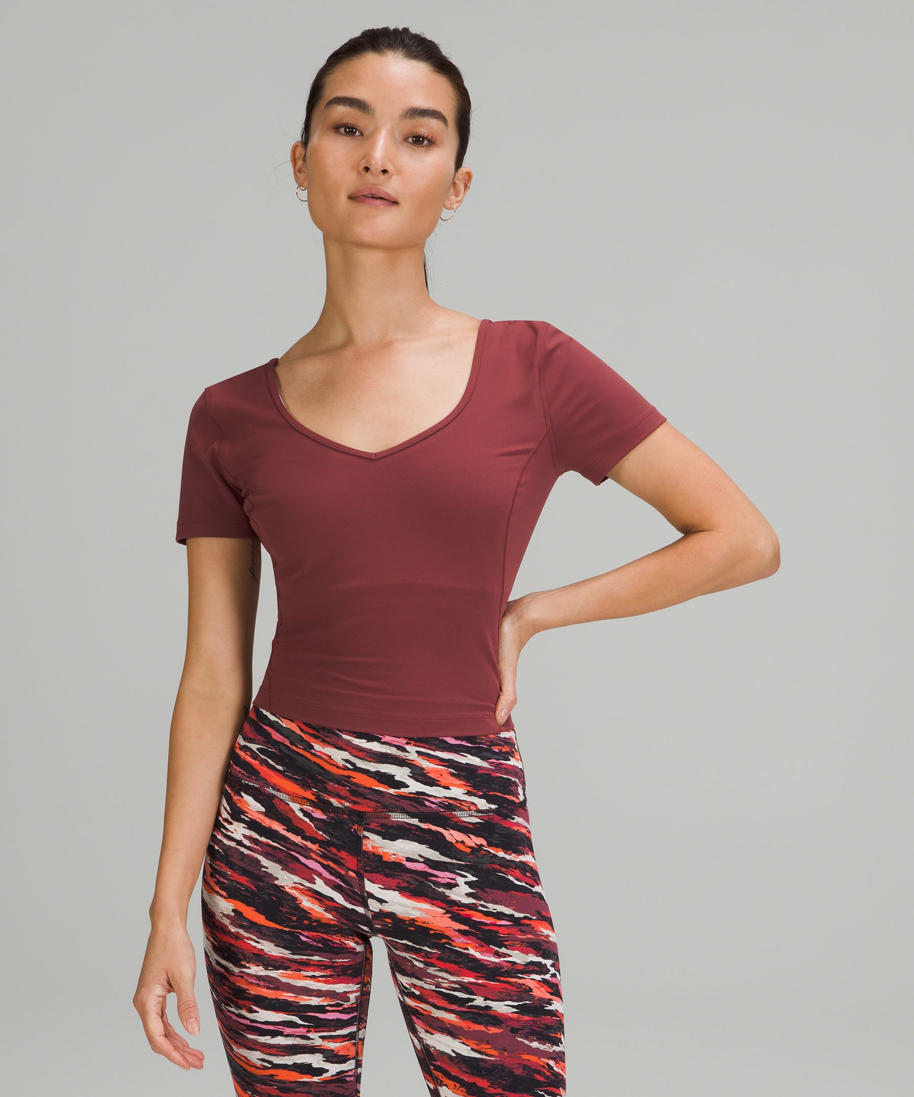 ★夏★新作 3色★ルルレモン★ショートスリーブ T-Shirt ルルレモン Align™ Tシャツ | ショートスリーブ | Lululemon JP