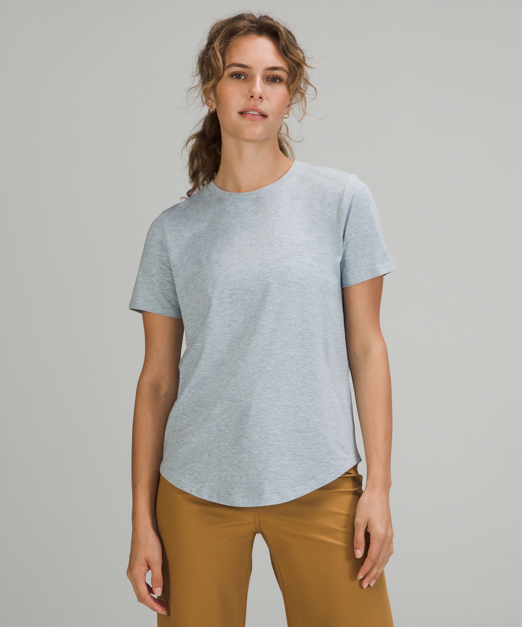 https://images.lululemon.com/is/image/lululemon/LW3EYCS_038570_1?size=800,800