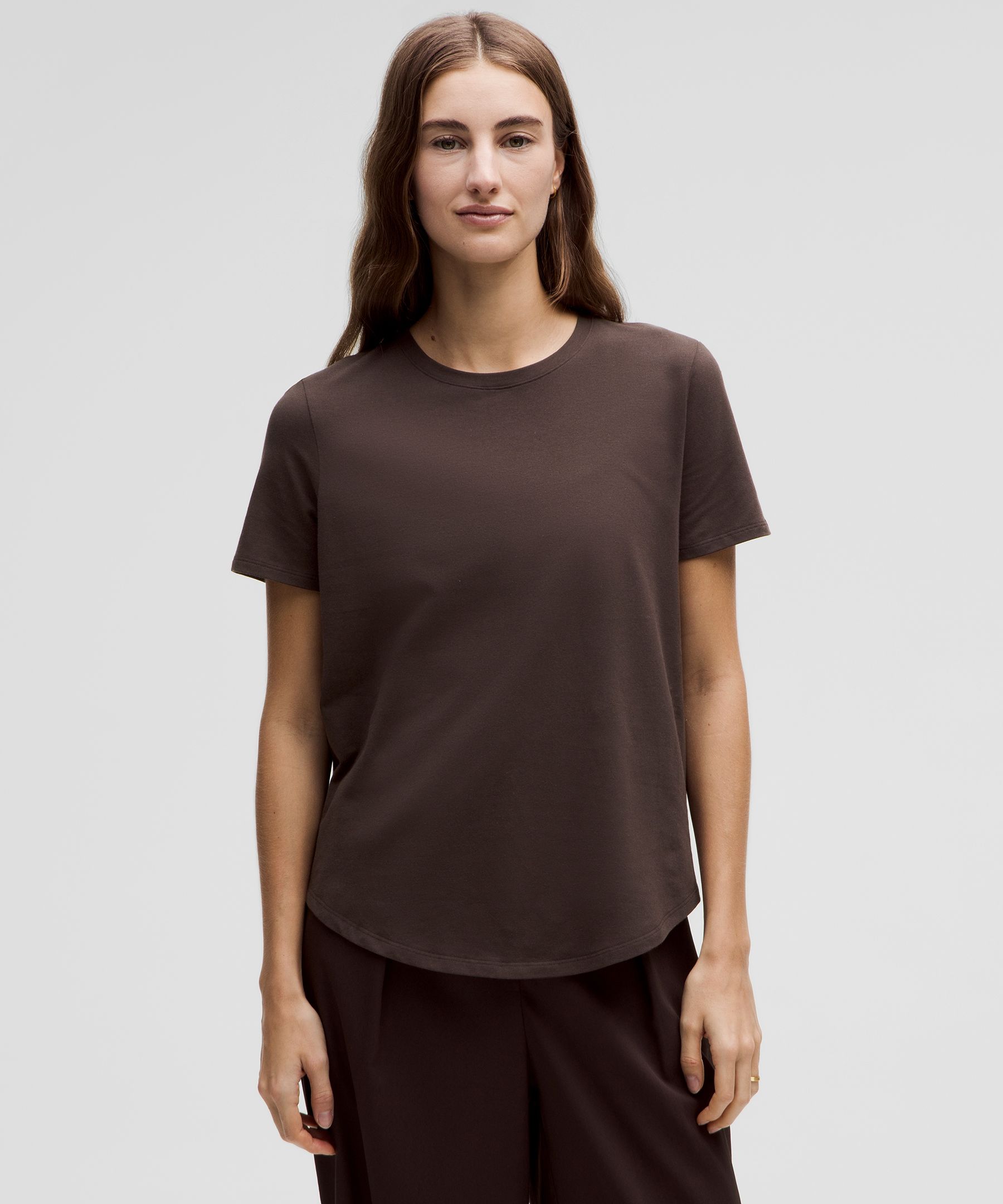 Love Curved-Hem Crewneck T-Shirt - Brown