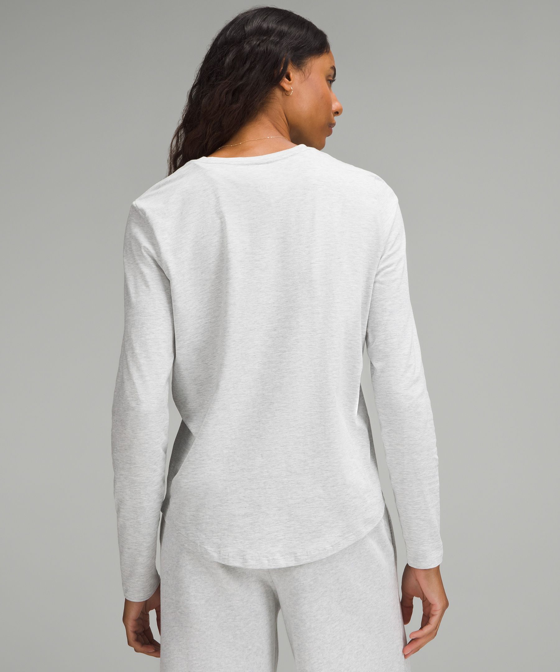 Cropped Henley long sleeve in Heathered Asphalt Grey/White (4) and Lavender  Dew WU (4) I'm in love with these sm😍 : r/lululemon