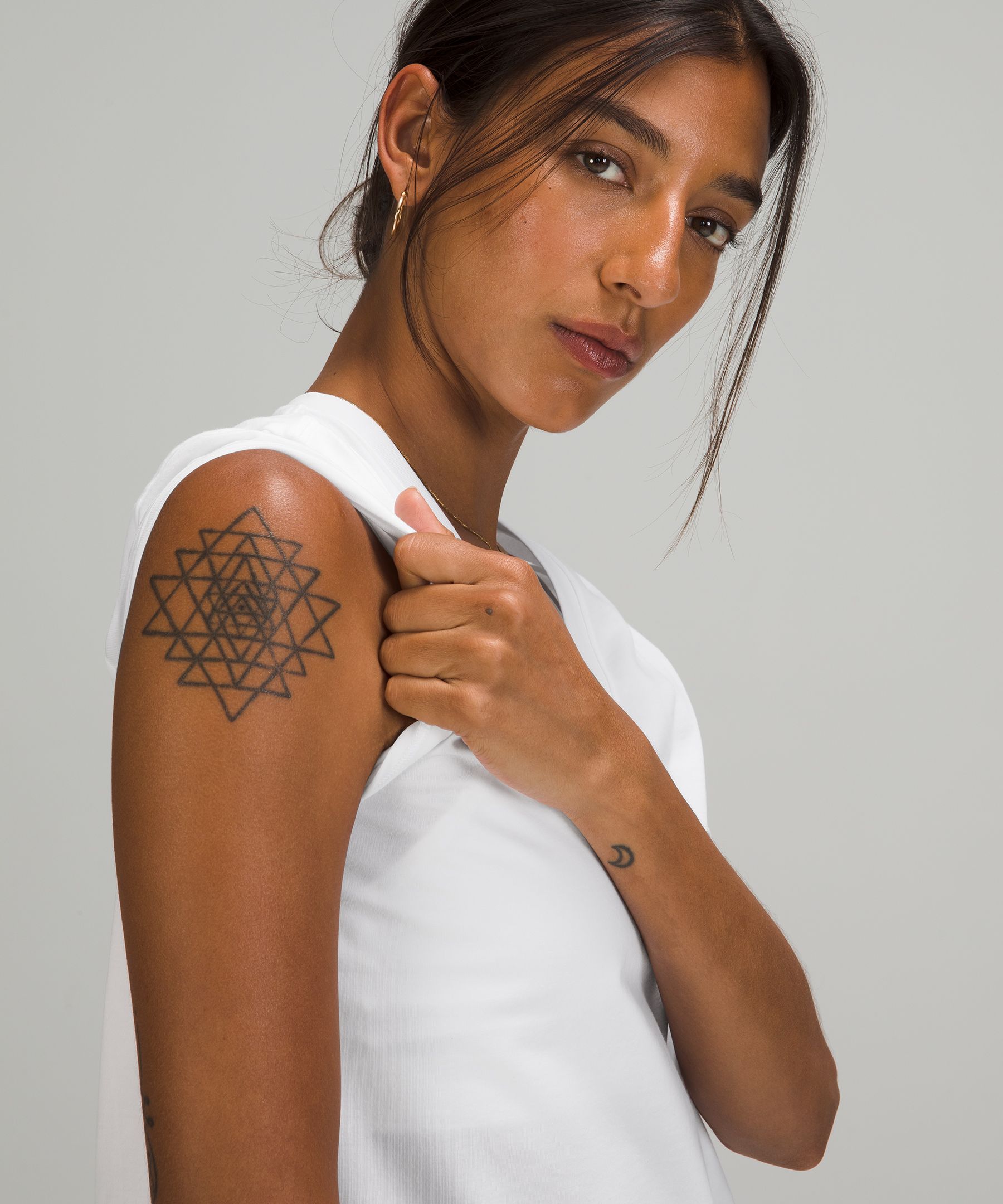 Lululemon Love V-neck T-shirt
