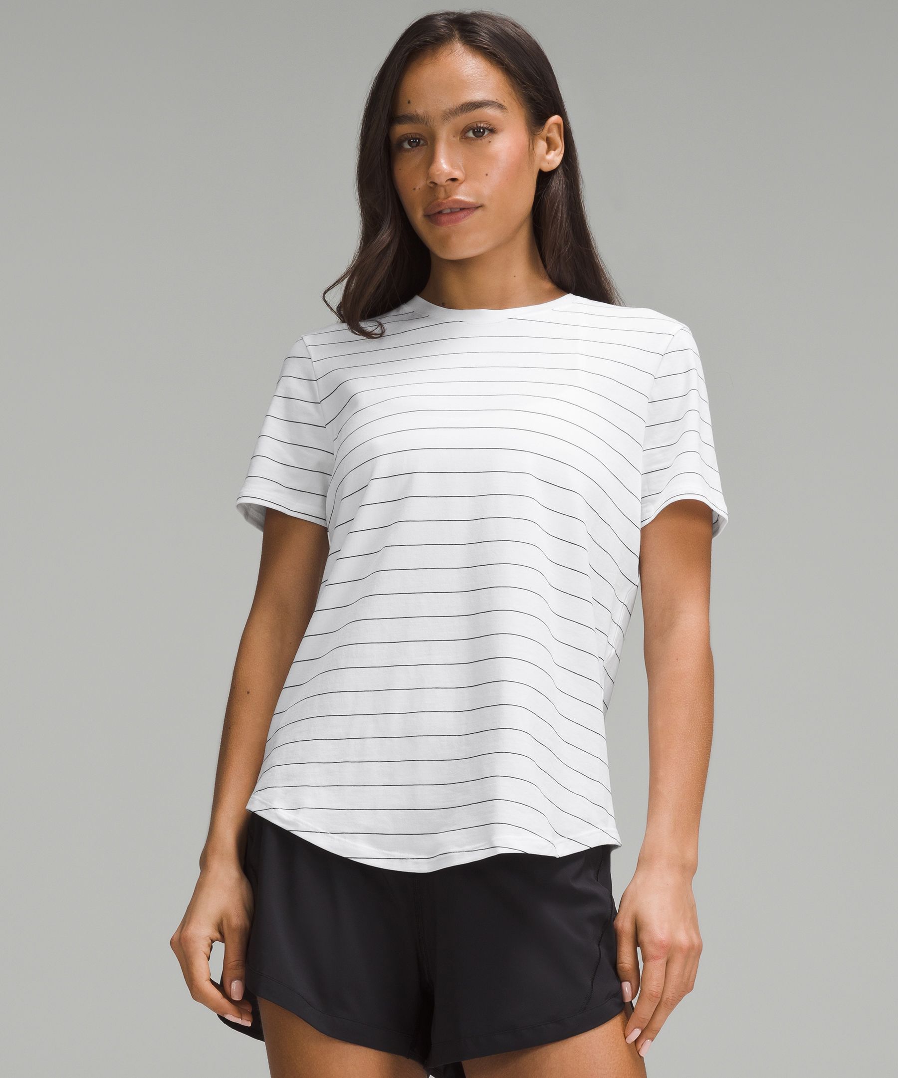 Love Curved-Hem Crewneck T-Shirt, Women's Short Sleeve Shirts & Tee's