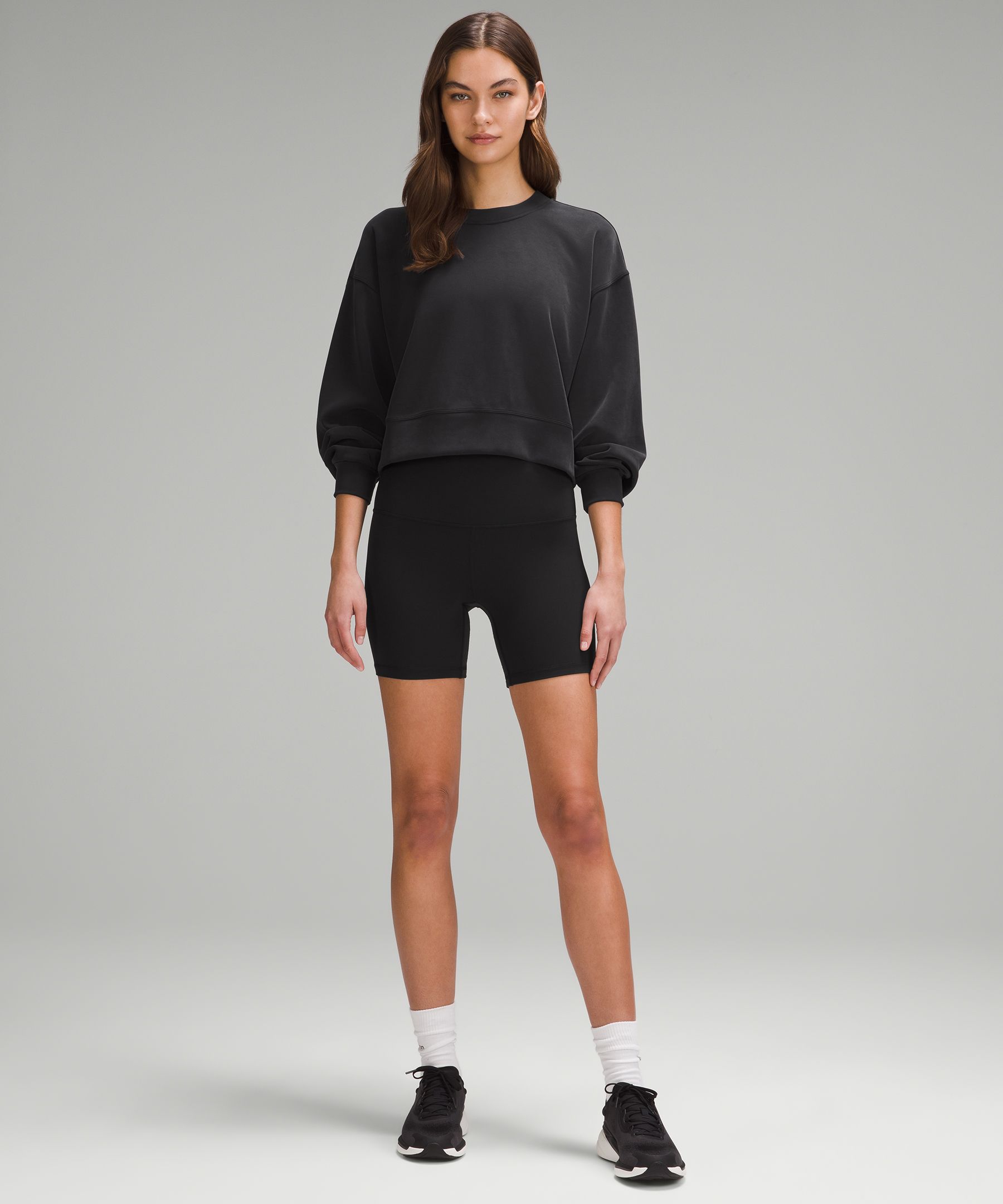 Lululemon Women’s Wool Whenever Crew Black sweatshirt top crop Sherpa size 4