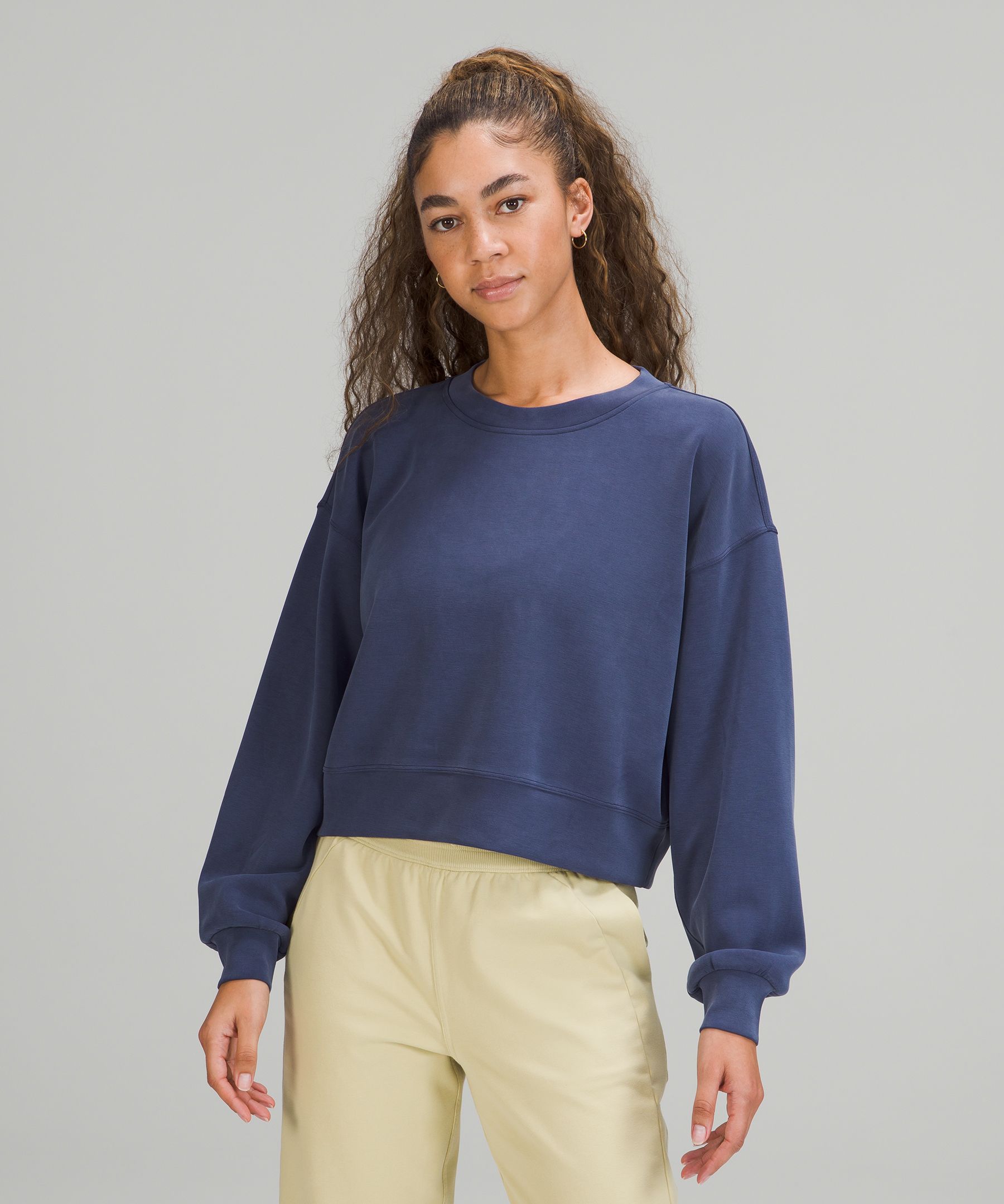 Lululemon Perfectly Oversized Cropped Crew Softstreme In Night Sea