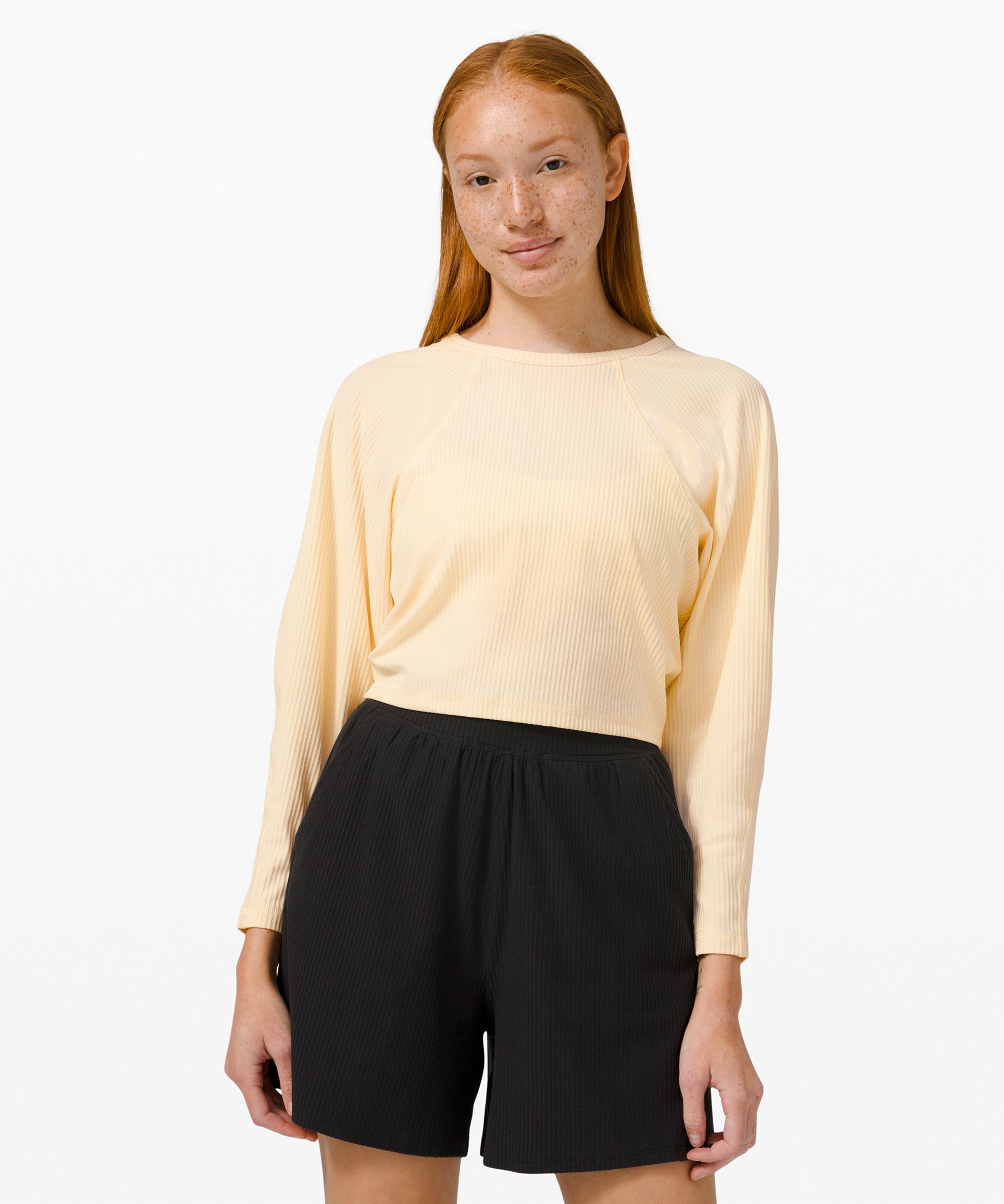 Buy Lululemon La Crop Long Sleeve - Navy At 30% Off