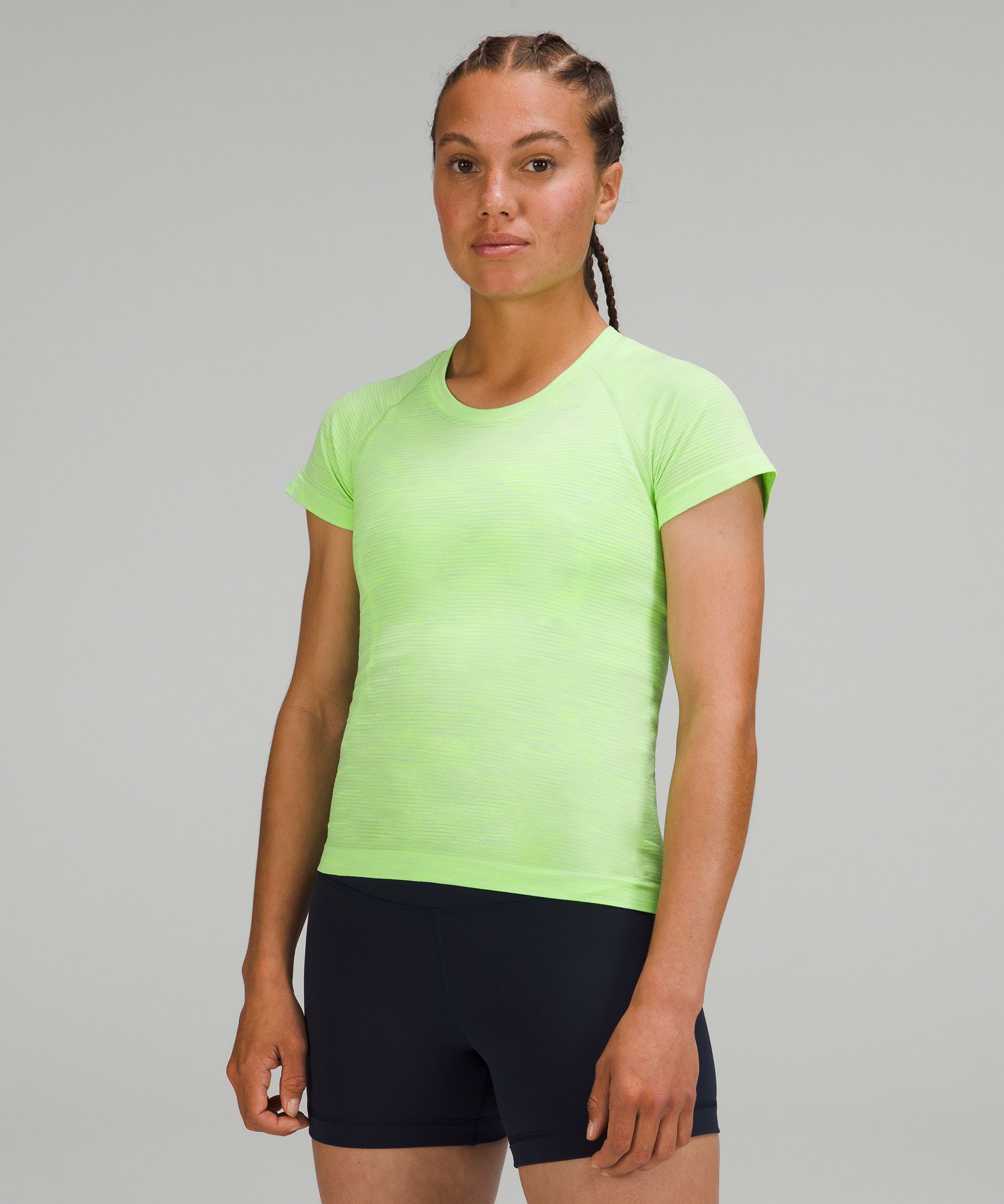 Lululemon - Swiftly Tech Short Sleeve Shirt 2.0 *Race Length Online Only