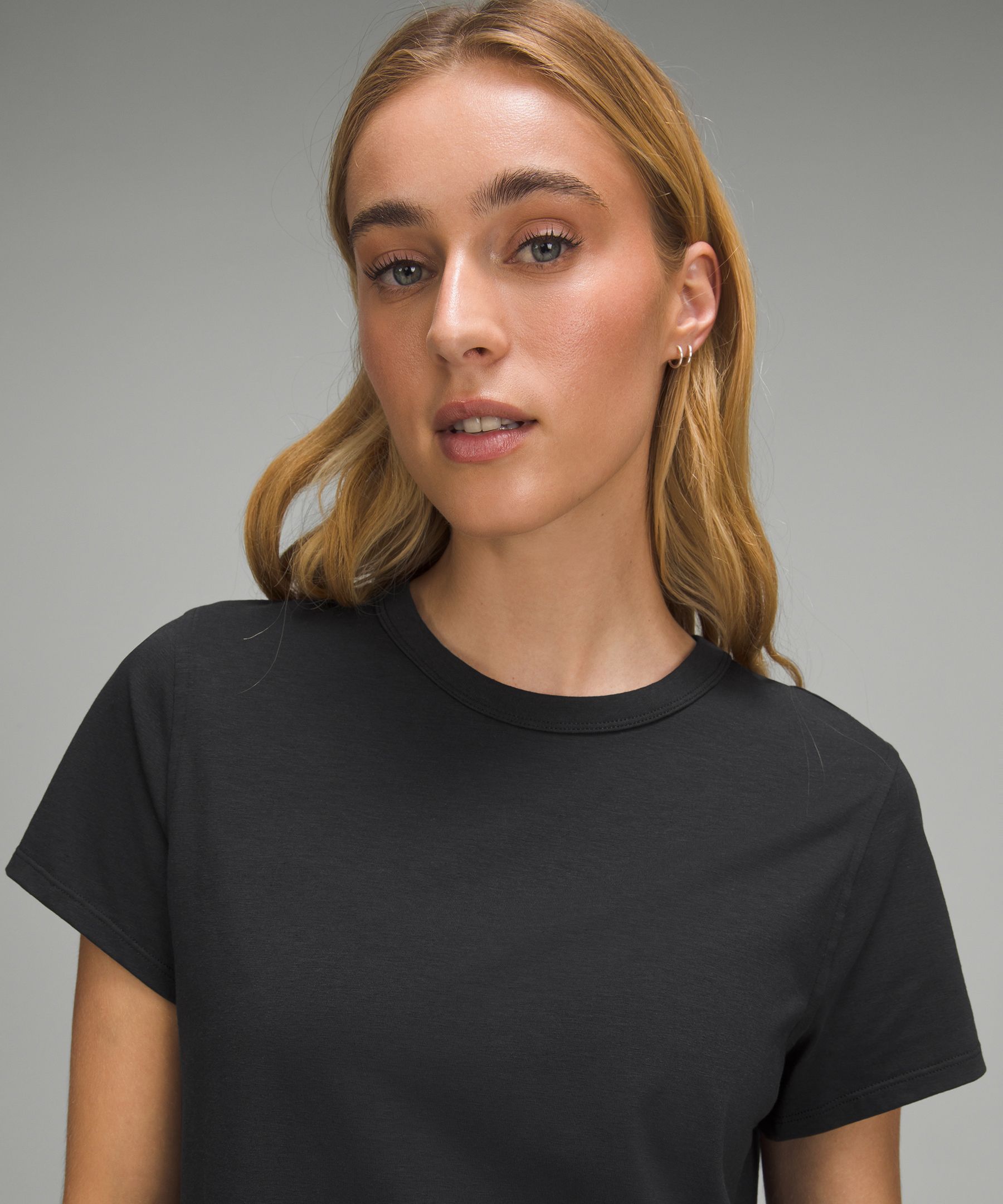 Shop Lululemon Classic-fit Cotton-blend T-shirt In Black