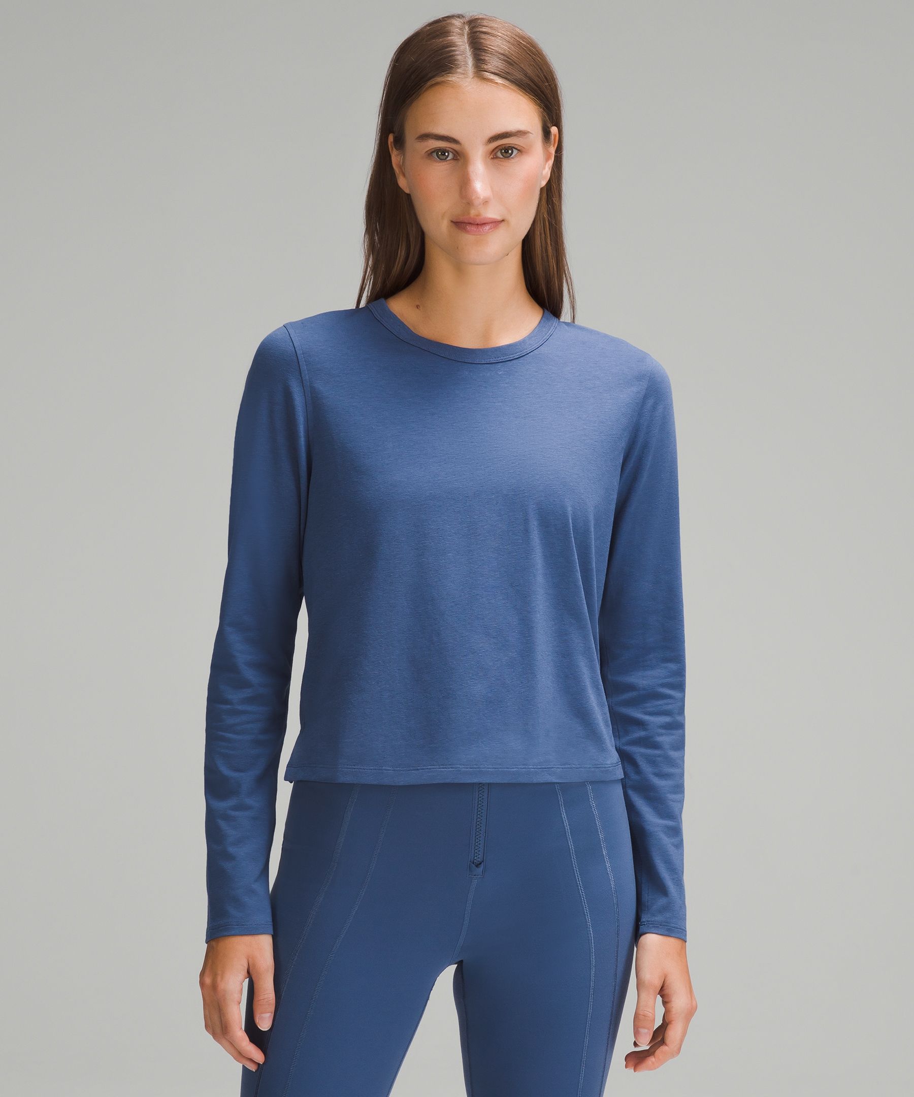 Does anyone have any reviews or fit pics of the Classic-Fit Cotton-Blend Long  Sleeve Shirt? : r/lululemon